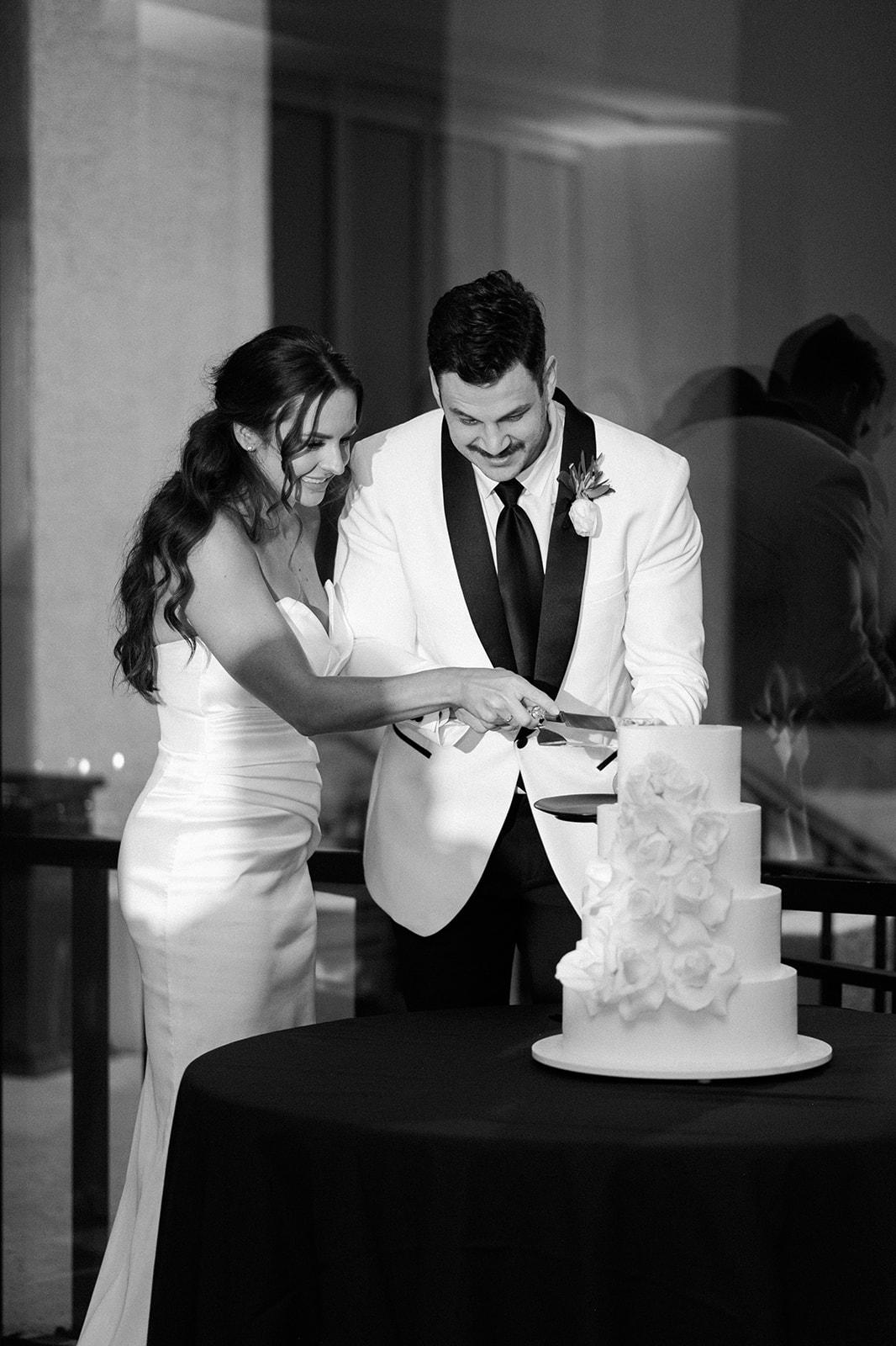 A Modern Fall Wedding at Spanish Trail Country Club 19