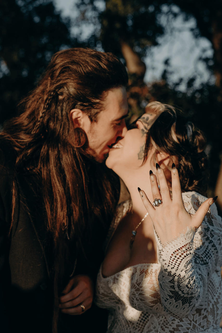 A Non-Traditional Fall Styled Shoot at Black Oak Mountain Vineyards