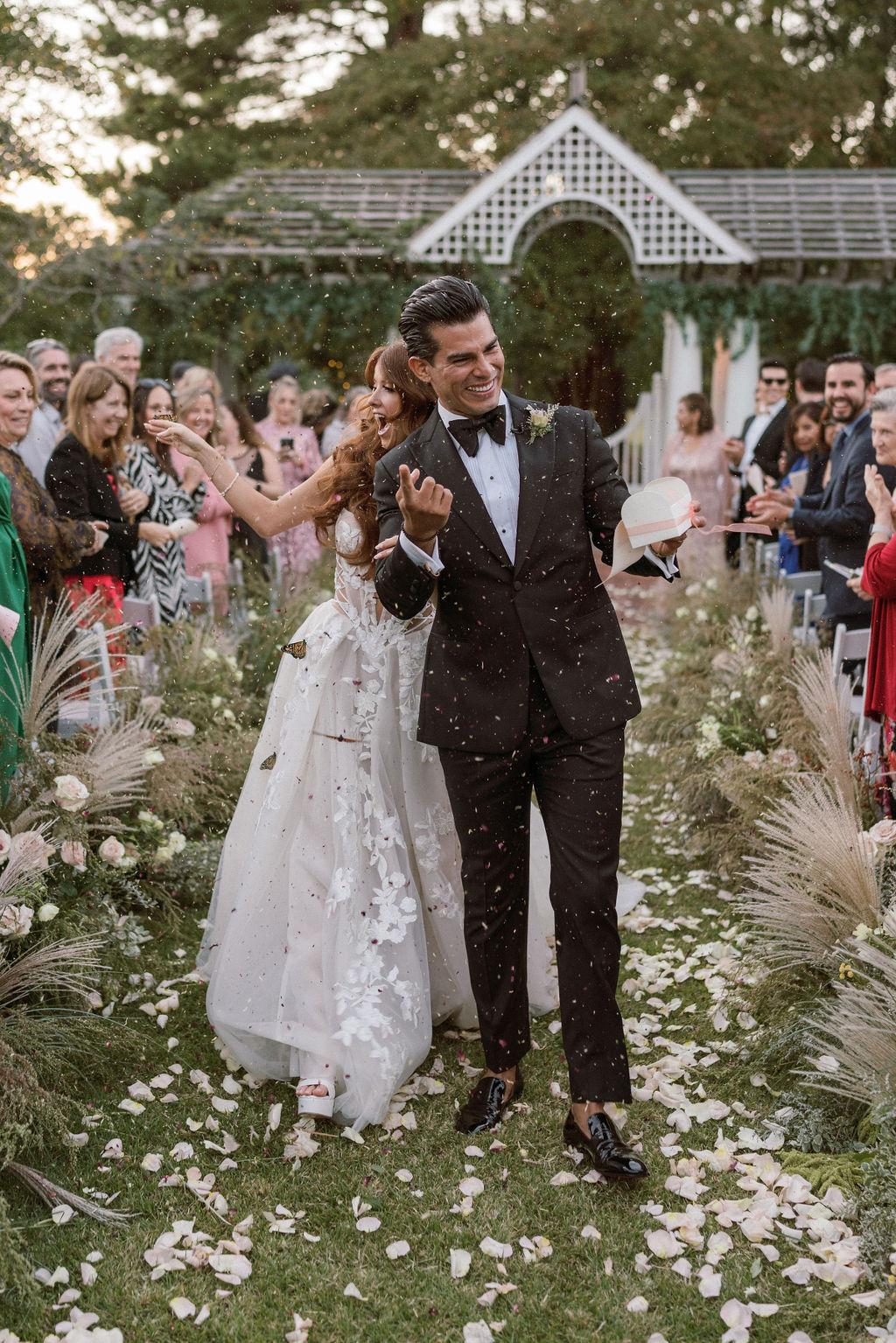 A Whimsical Fall Wedding at Daniel Stowe Botanical Garden photo 2