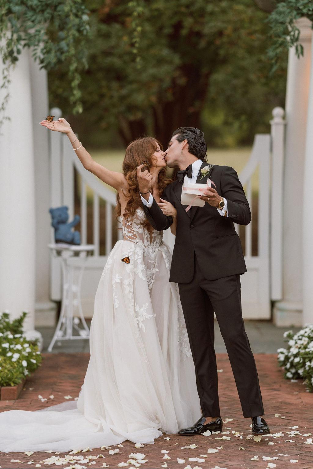 A Whimsical Fall Wedding at Daniel Stowe Botanical Garden 35