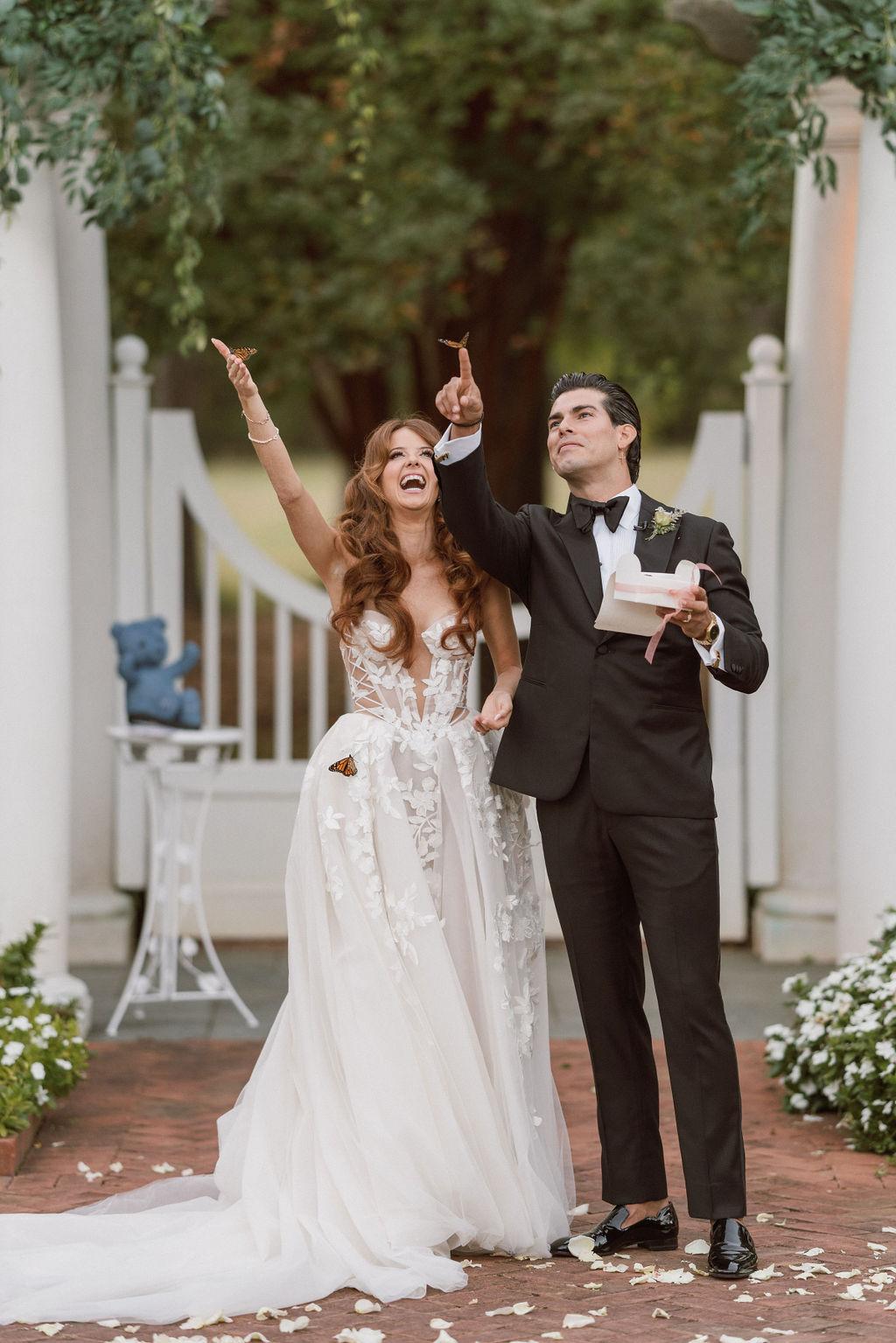 A Whimsical Fall Wedding at Daniel Stowe Botanical Garden 38