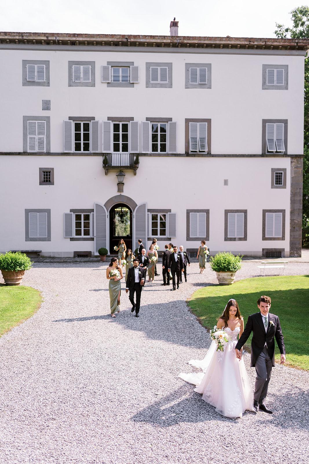 A Classic Summer Wedding at Villa Grabau 25