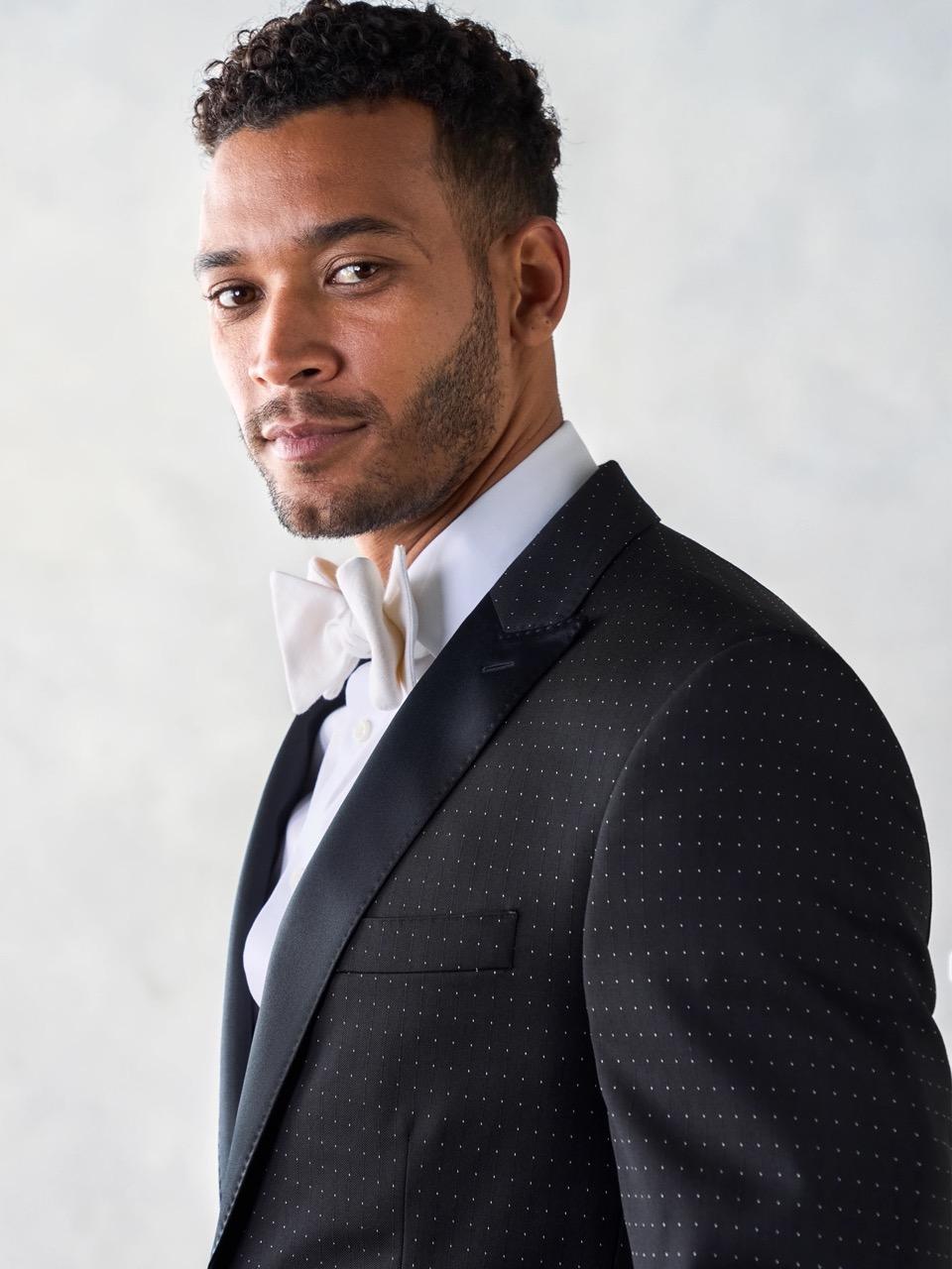 Onyx Dot Peak Lapel Tuxedo