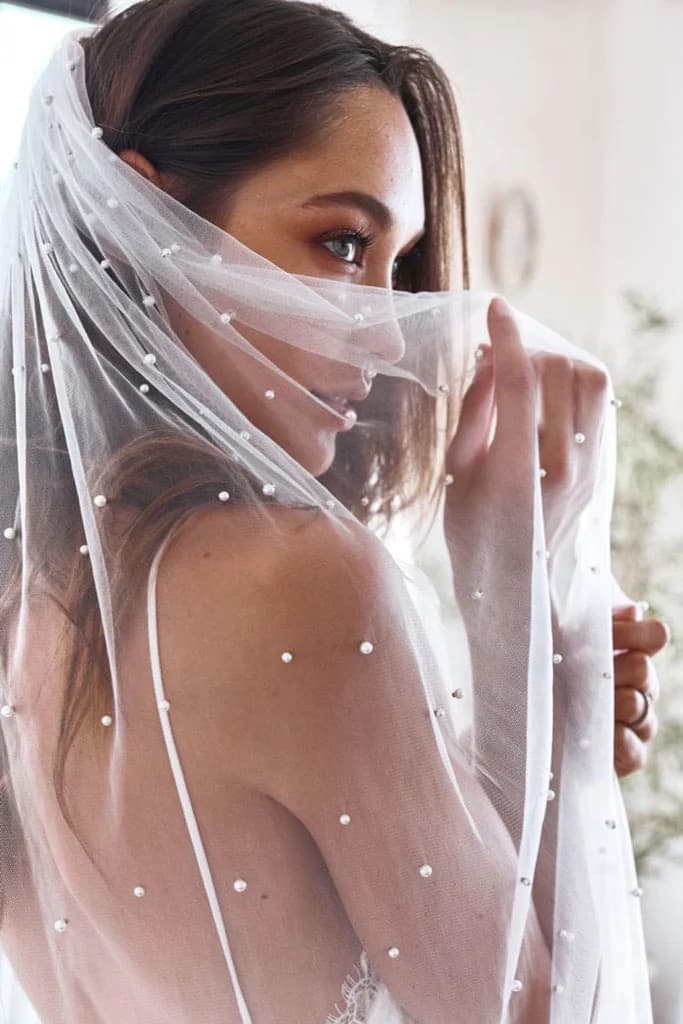 Pearly Long Veil