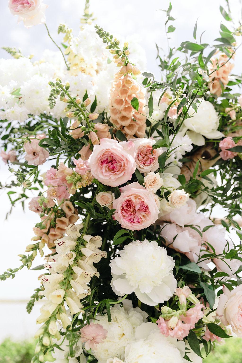 A Classic Summer Wedding at The Field Club photo 4