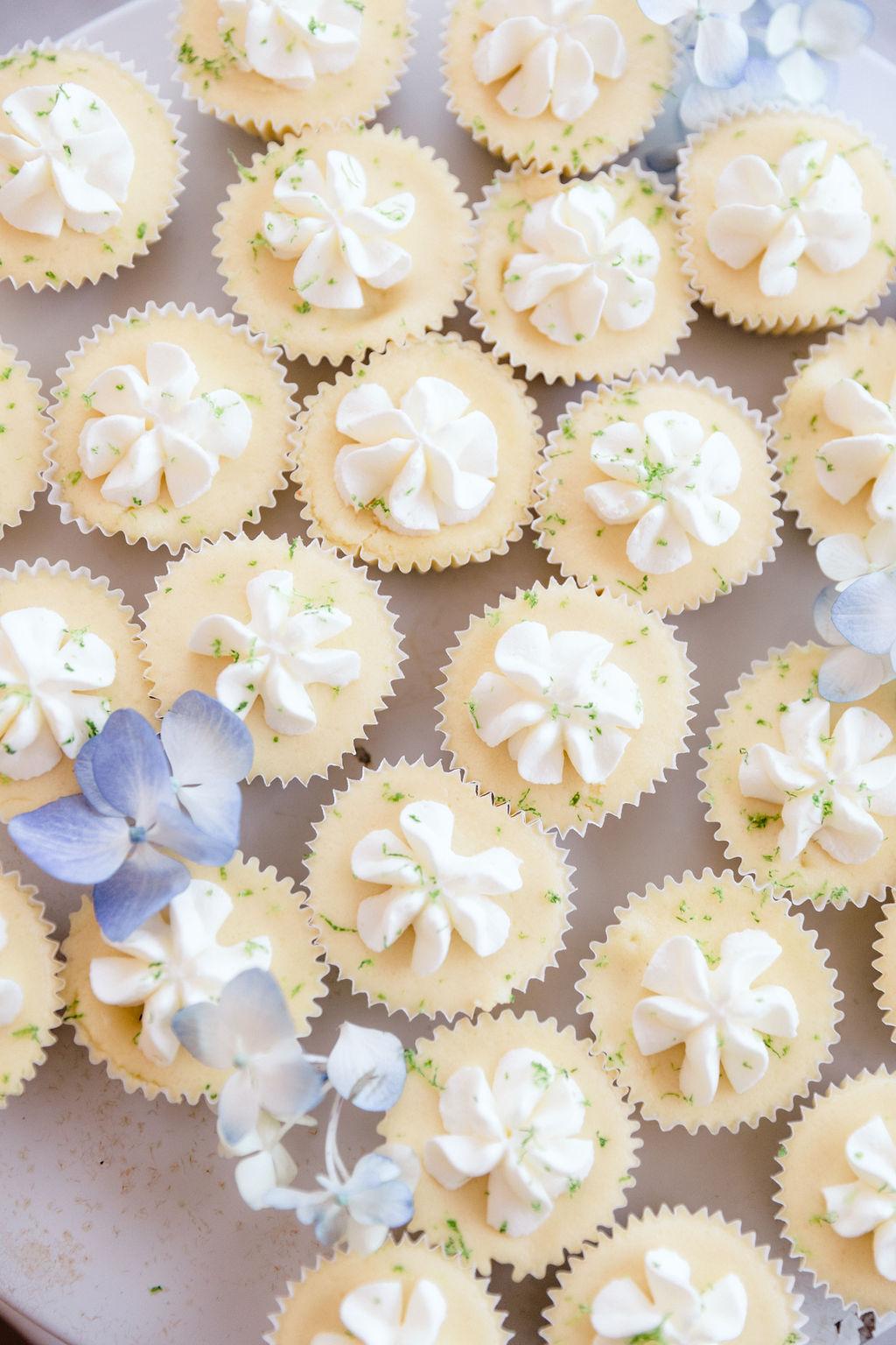 A Classic Summer Wedding at The Field Club 25