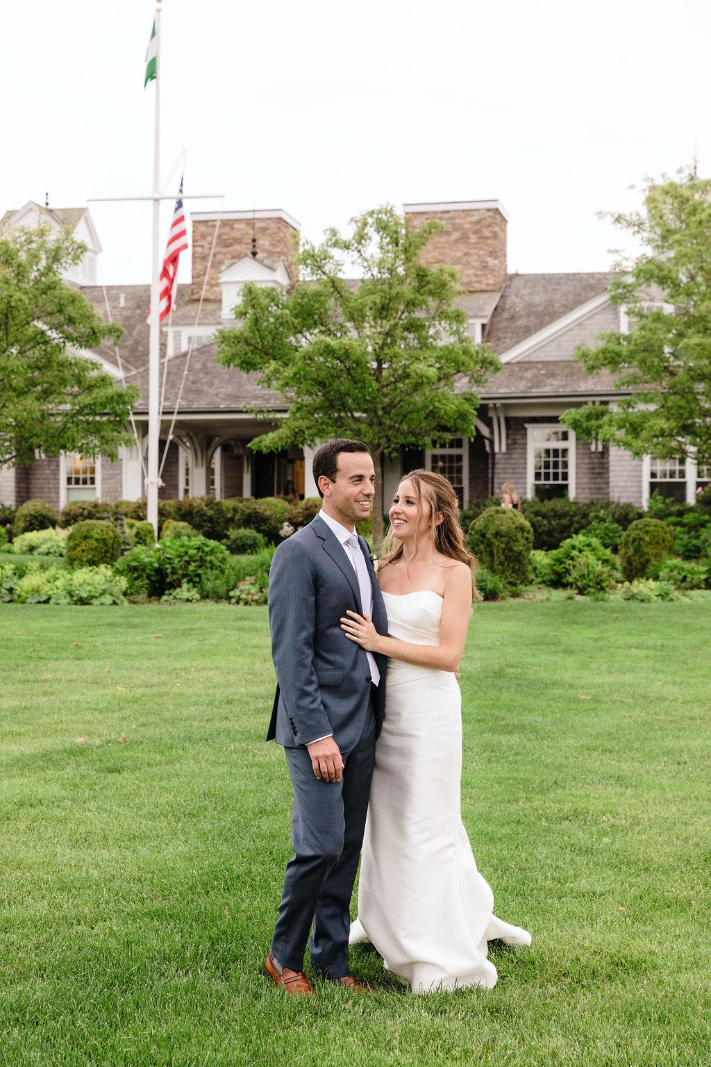 A Classic Summer Wedding at The Field Club photo 5