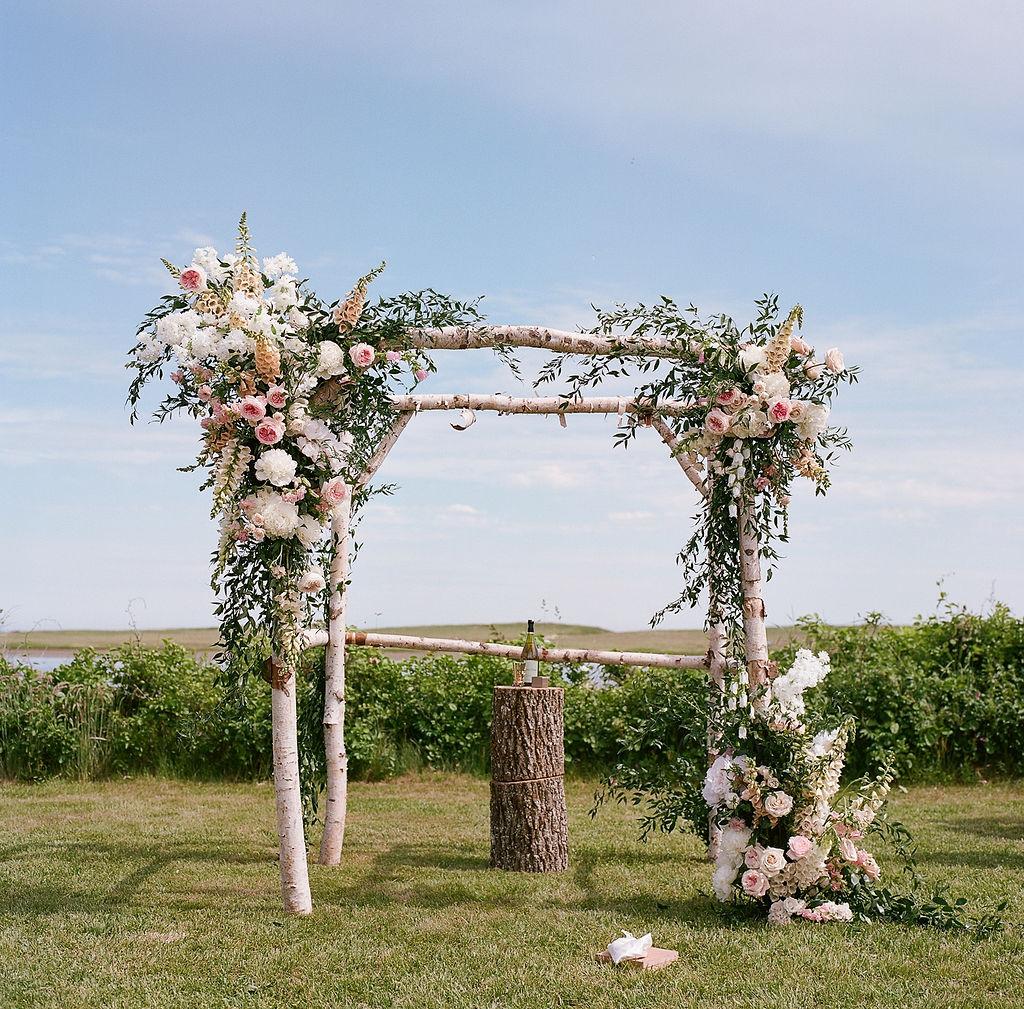 A Classic Summer Wedding at The Field Club 31