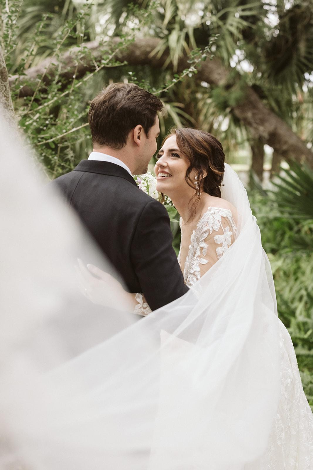A Classic Coastal Wedding at Marie Selby Botanical Gardens 6