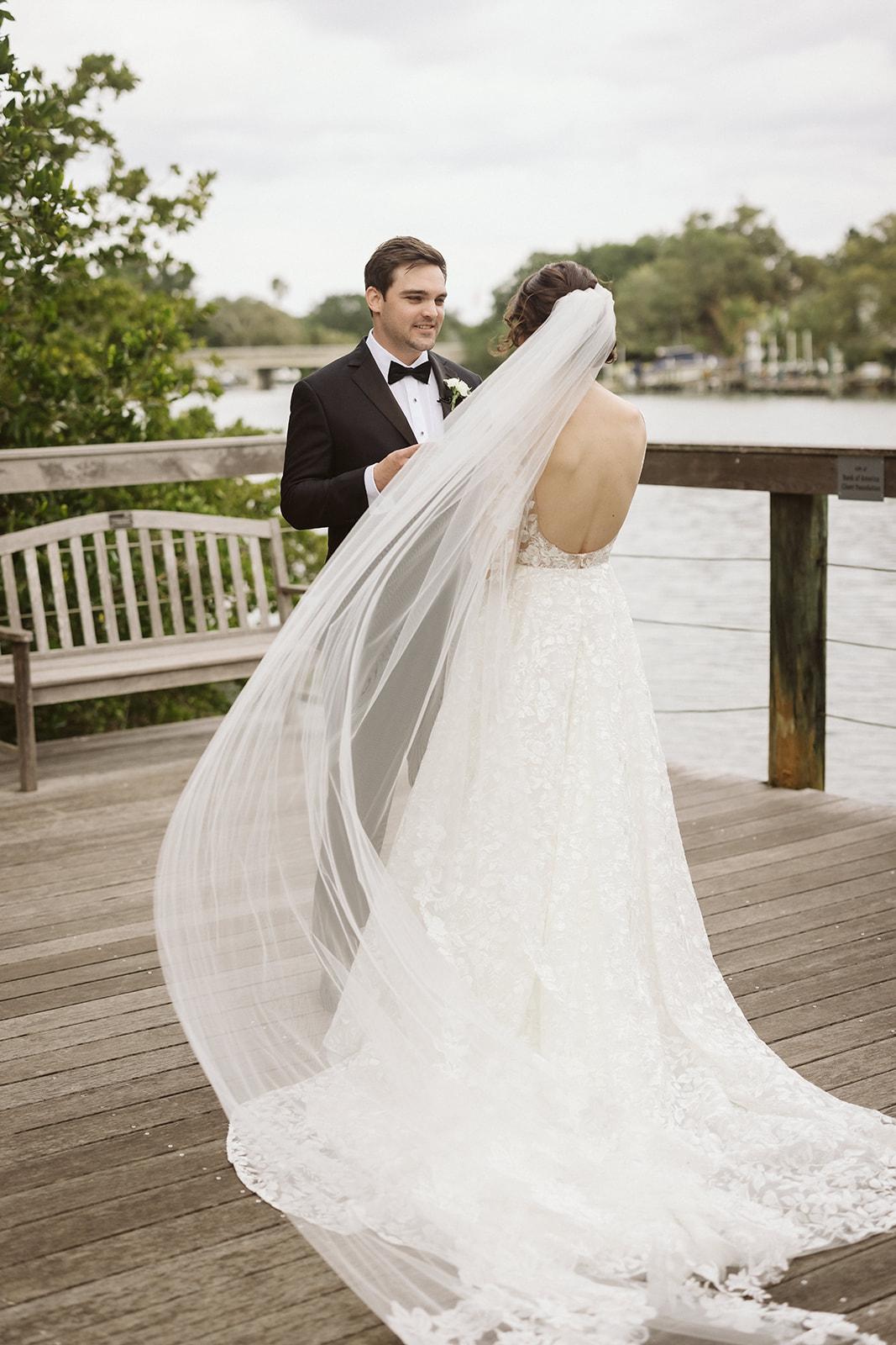 A Classic Coastal Wedding at Marie Selby Botanical Gardens 15
