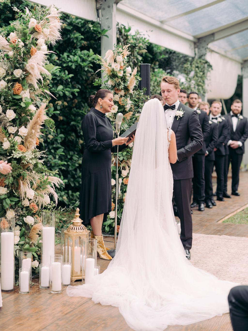 A Chic Spring Wedding at Elms Mansion 32