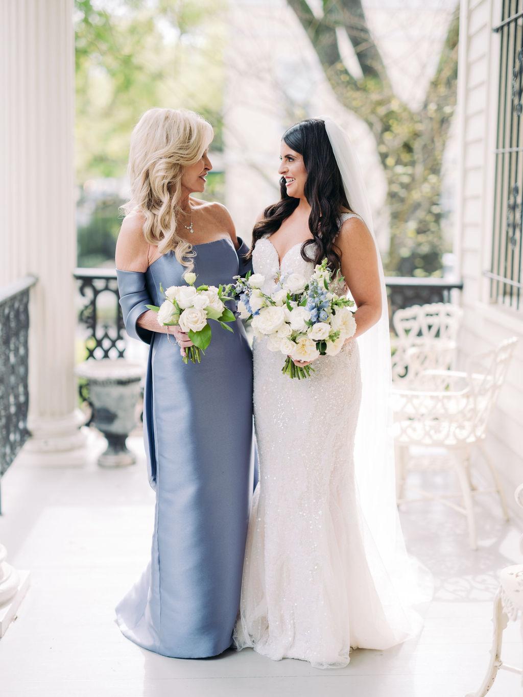 A Chic Spring Wedding at Elms Mansion 18