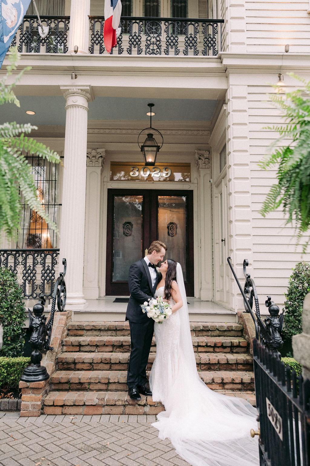A Chic Spring Wedding at Elms Mansion 35