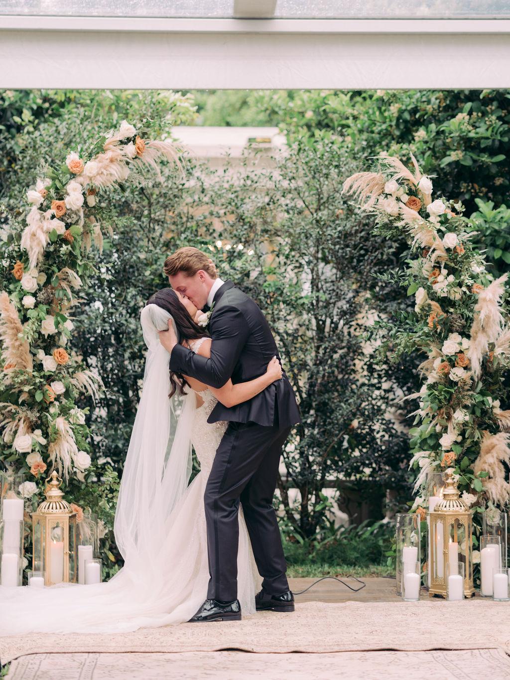 A Chic Spring Wedding at Elms Mansion 42