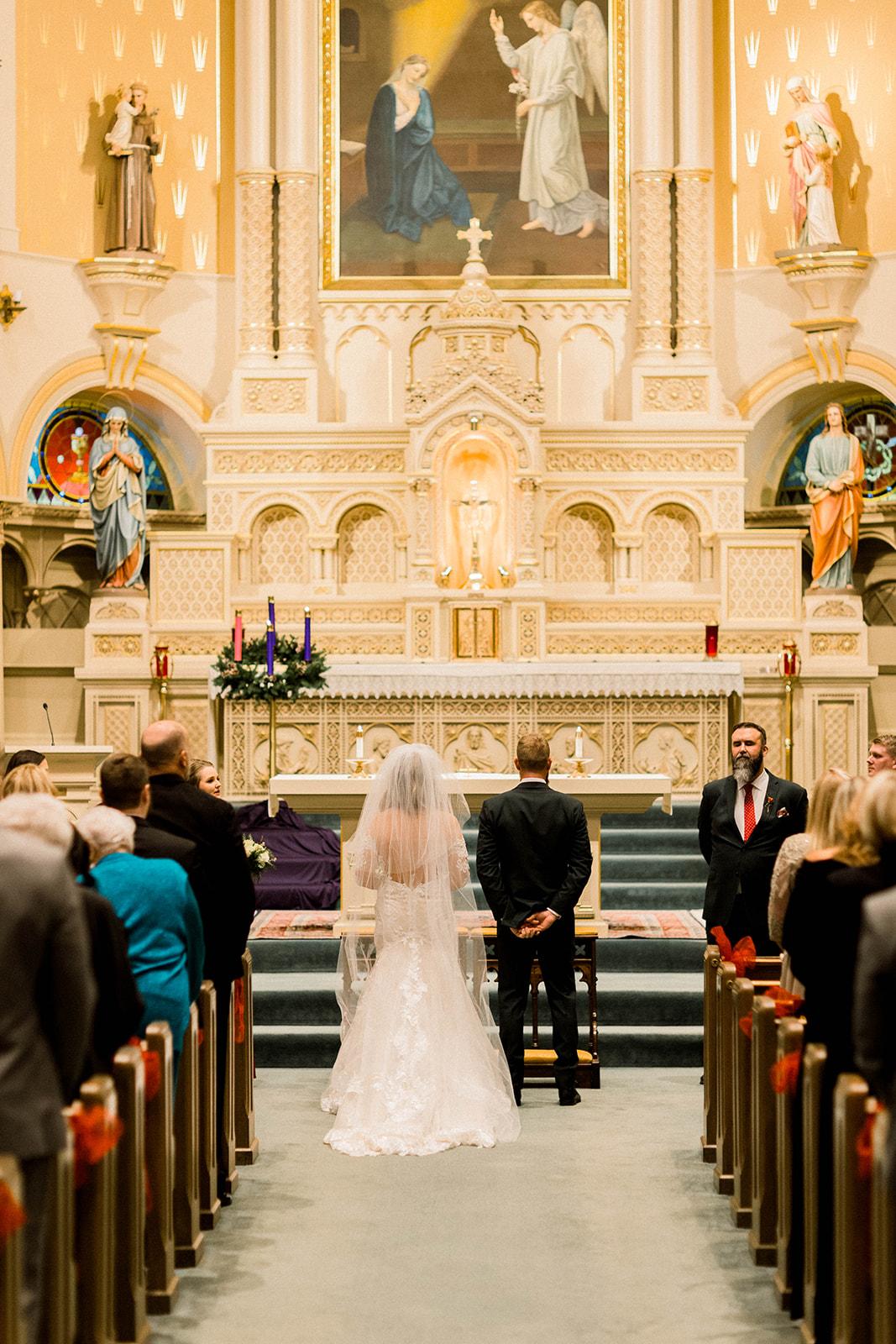 A Classic Christmas Wedding at The Grain 23