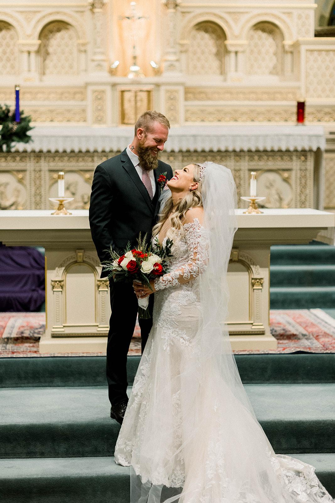 A Classic Christmas Wedding at The Grain 5