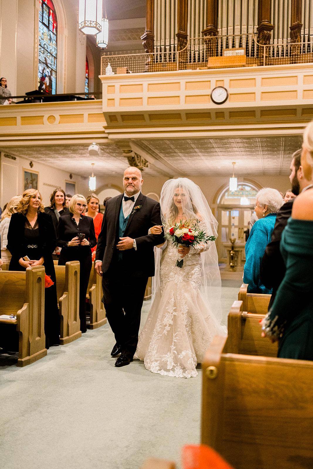 A Classic Christmas Wedding at The Grain 9