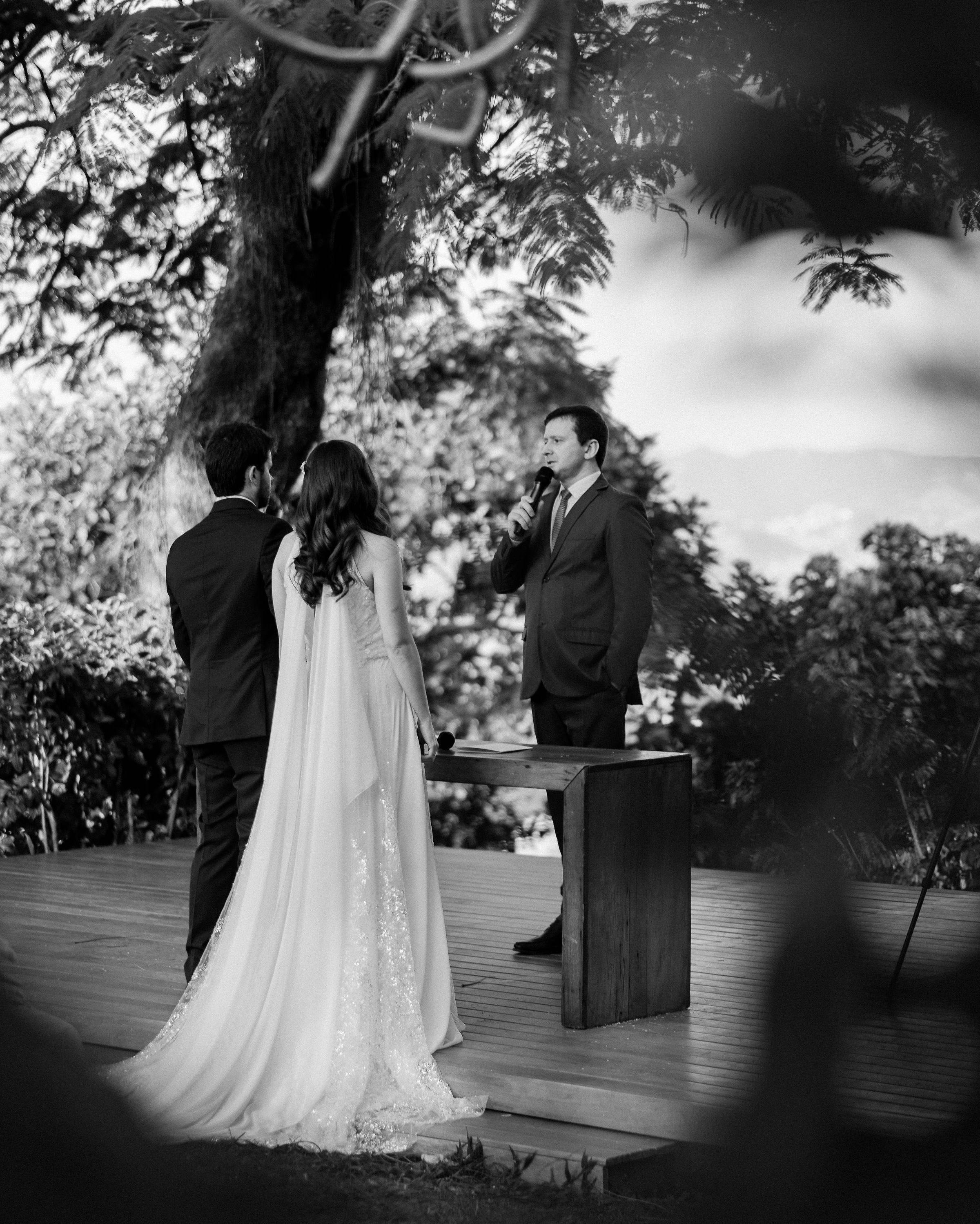 The Ultimate Guide to Selecting Your Wedding Officiant