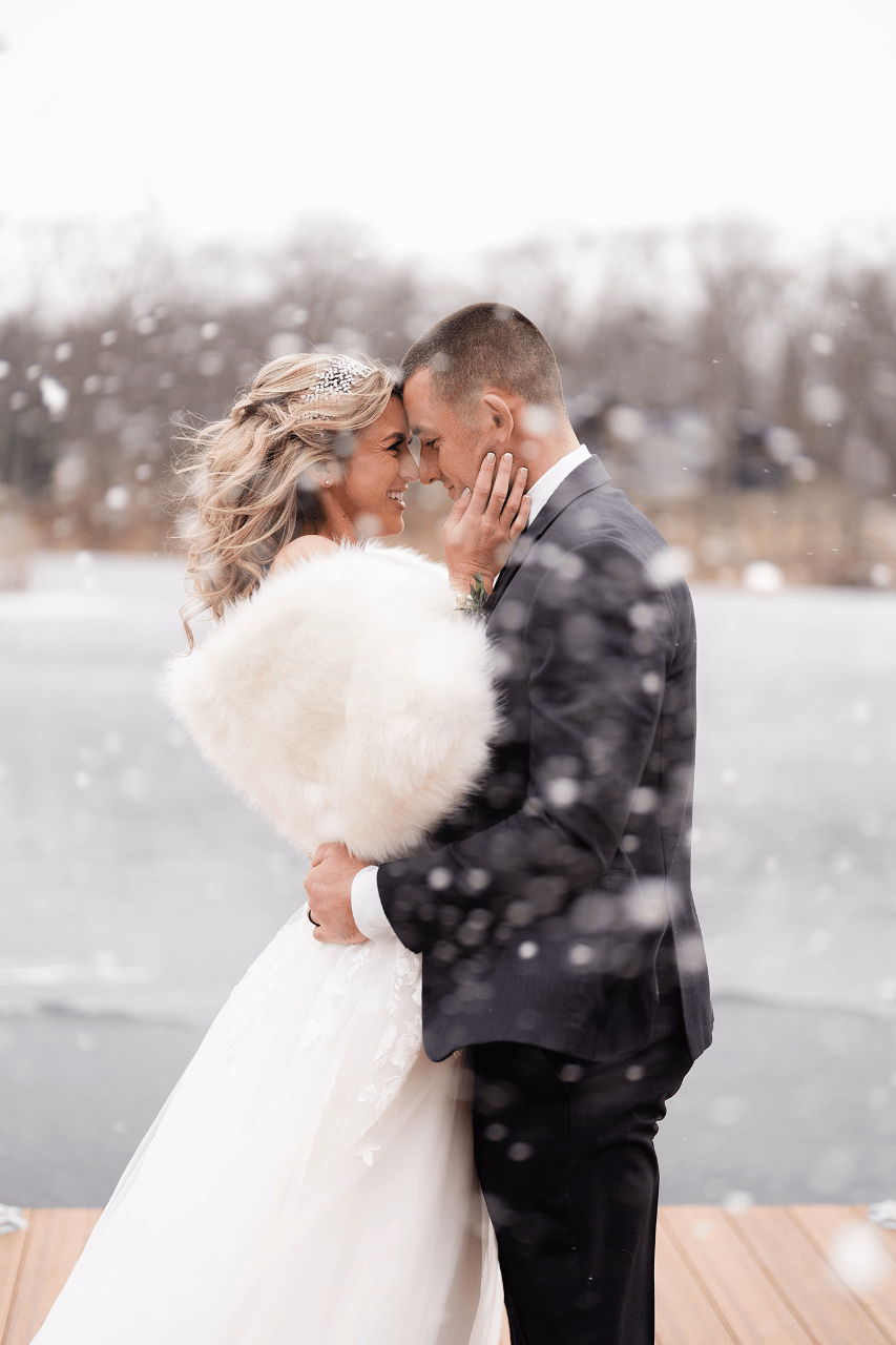 A Classic Winter Wedding at Rock Island Lake Club