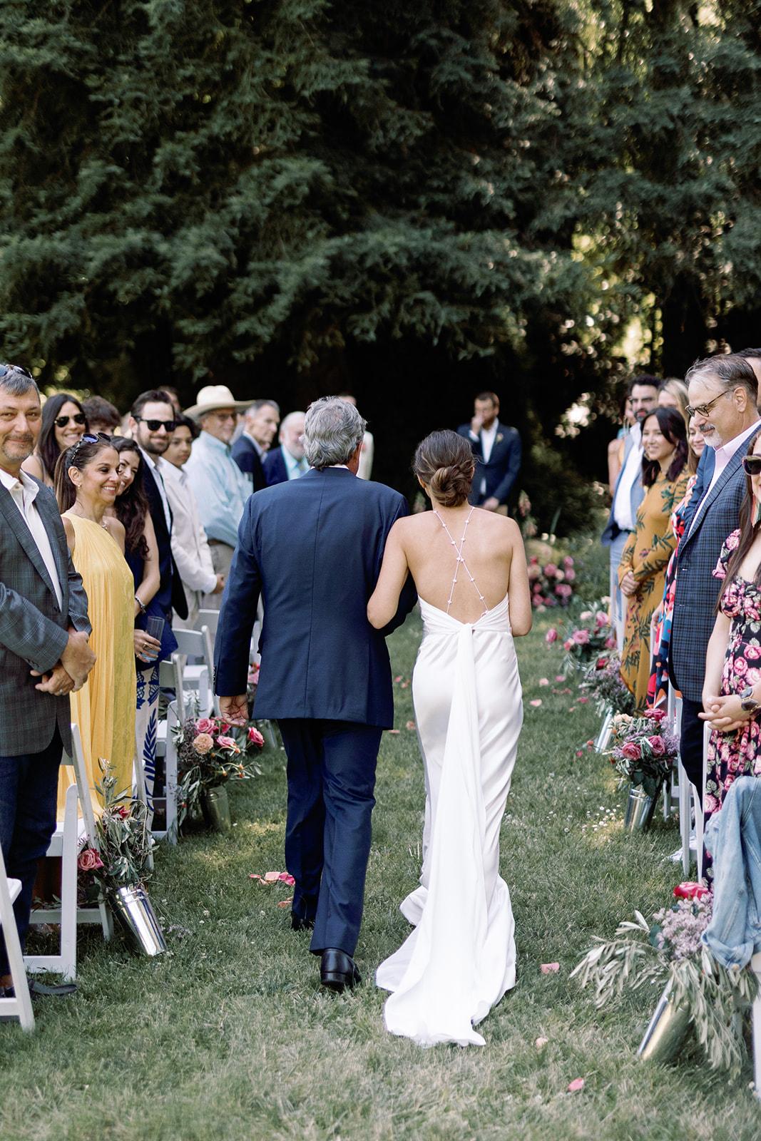 A Classic Outdoor Summer Wedding at Dawn Ranch 7