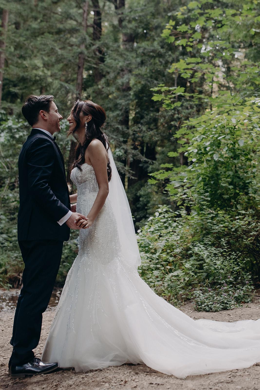 This Couple Wed in the Middle of the Forest! 35