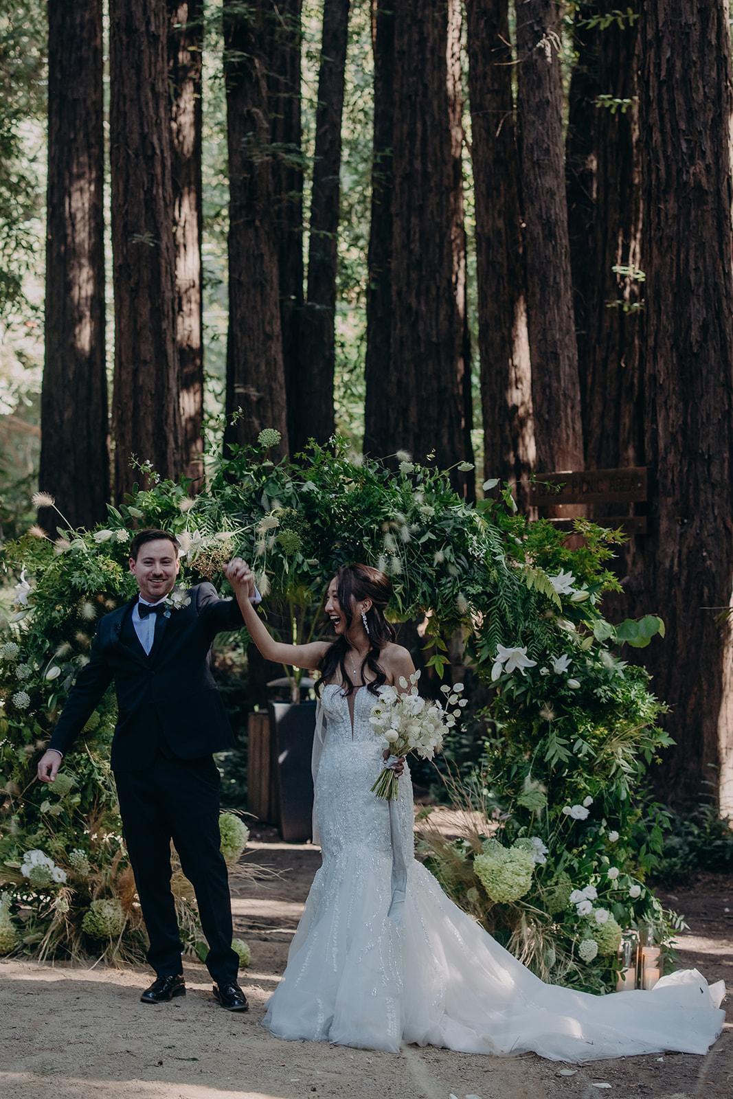 This Couple Wed in the Middle of the Forest! 40