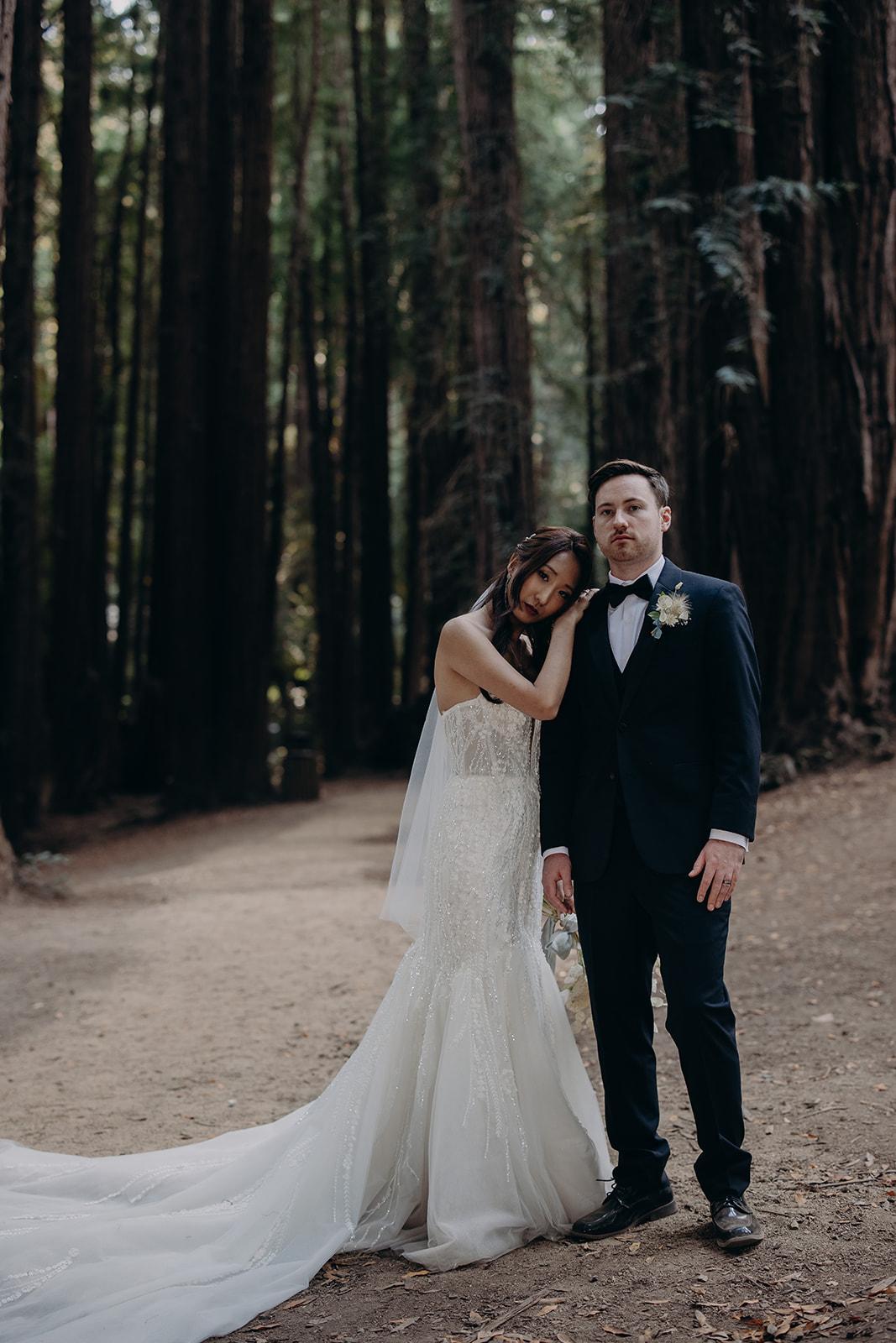 This Couple Wed in the Middle of the Forest! 21
