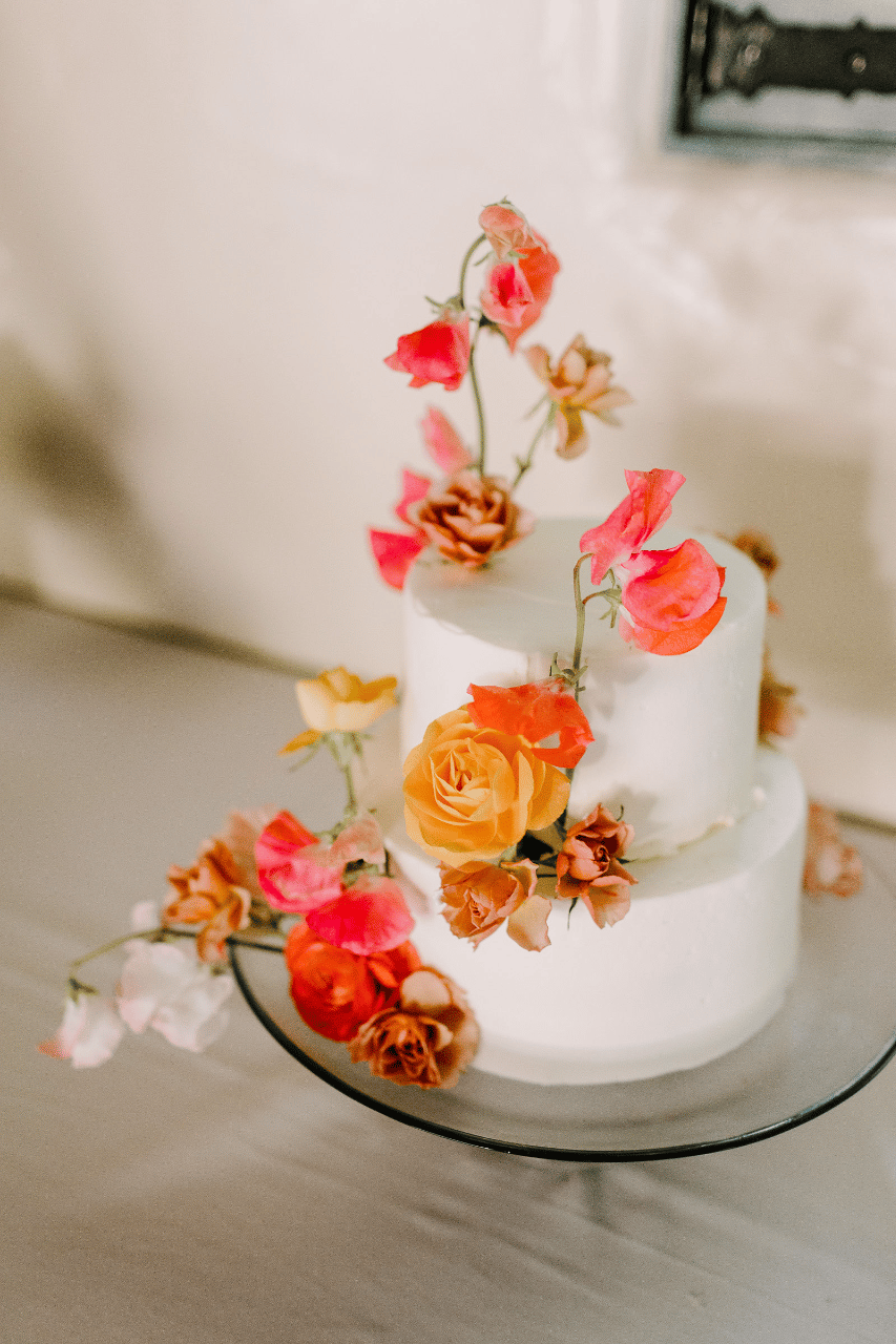A Modern Summer Wedding at Allied Arts Guild