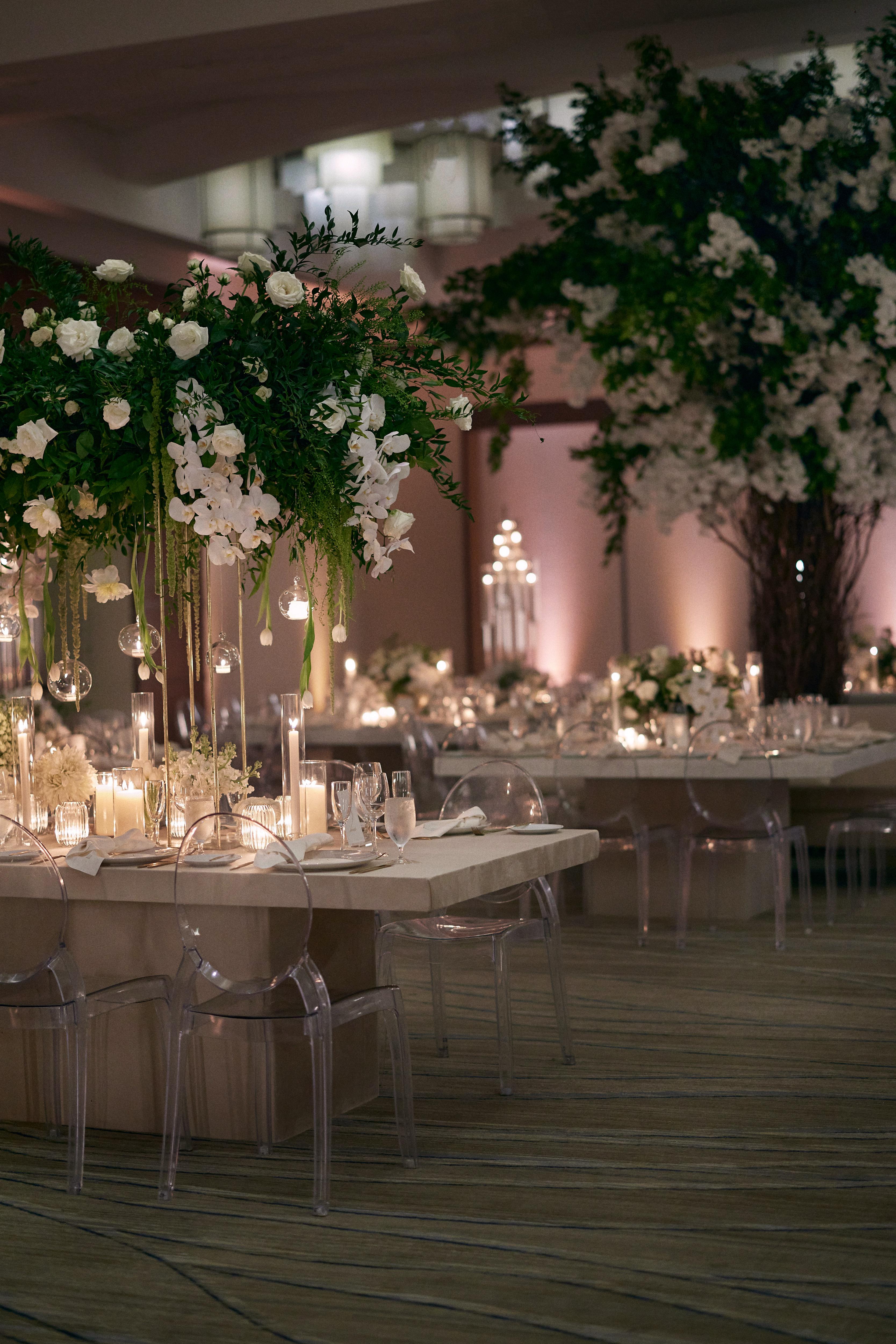 A Modern Winter Wedding at the Marriott Harbor Beach Resort 15