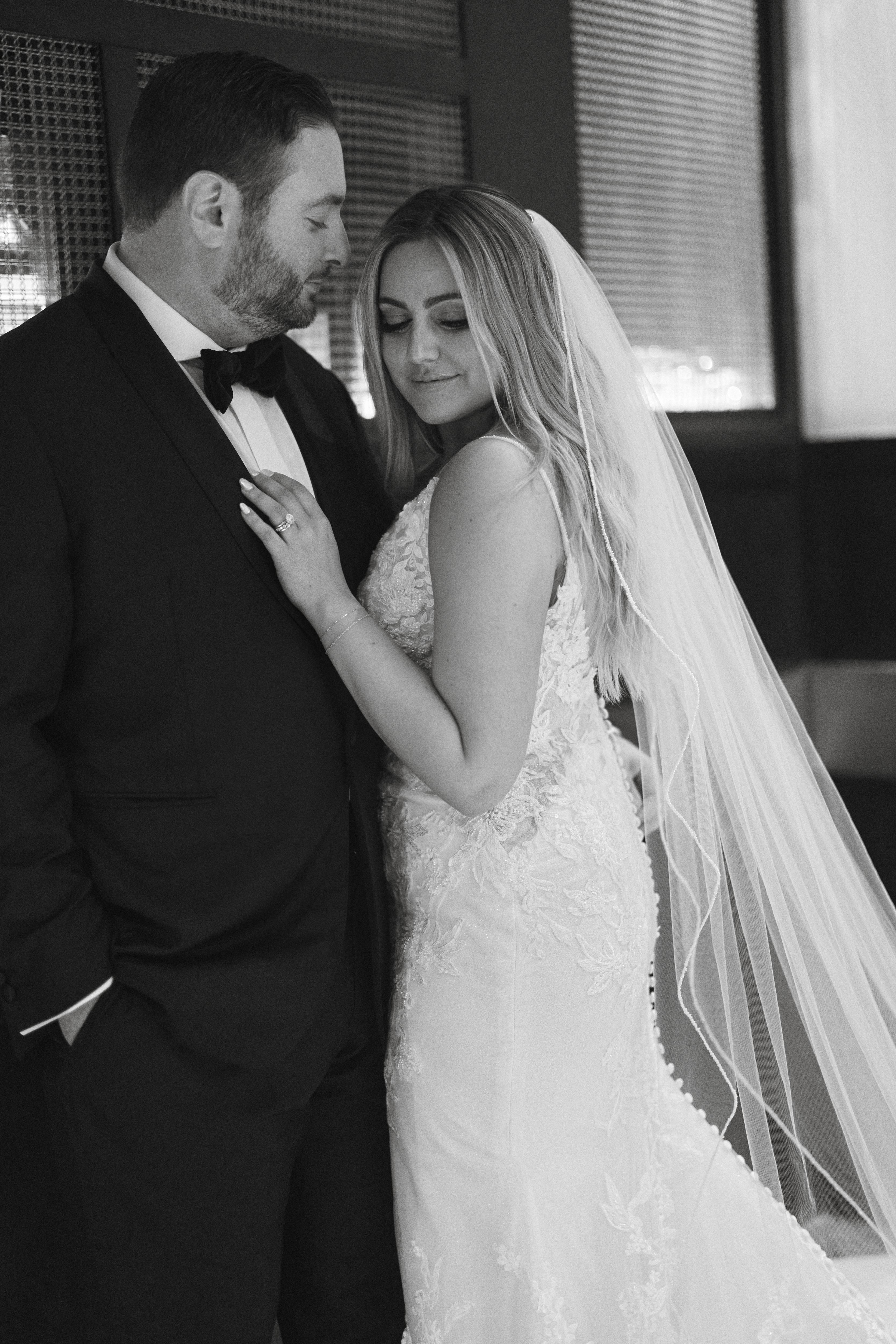 A Modern Winter Wedding at the Marriott Harbor Beach Resort 17