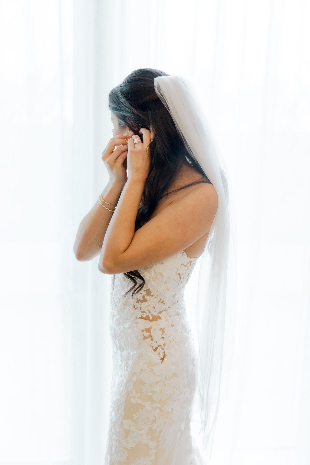 A Glamorous Wedding Day at the Norton Museum of Art 6