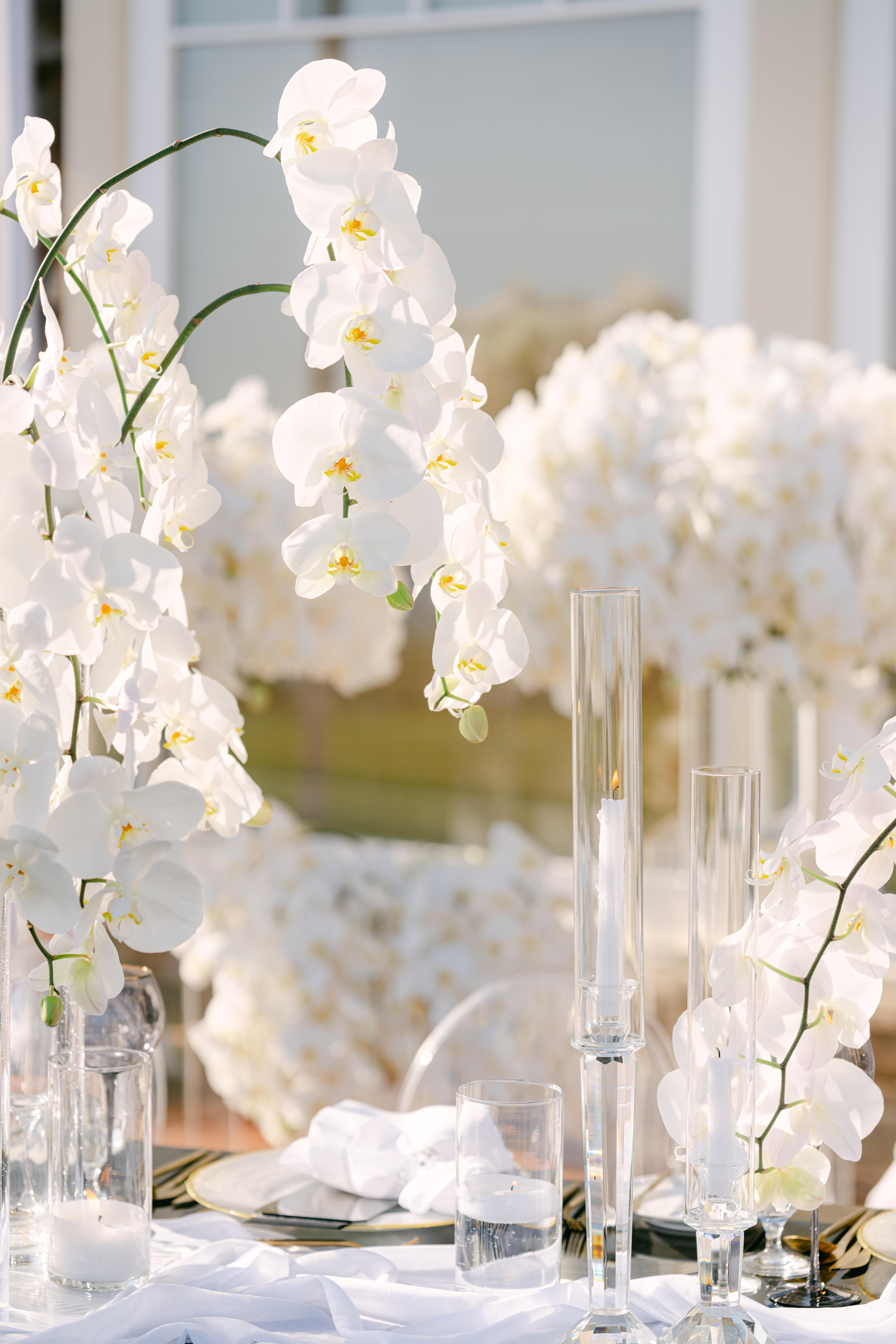 A Modern Spring Wedding at the Montage Laguna Hotel 21