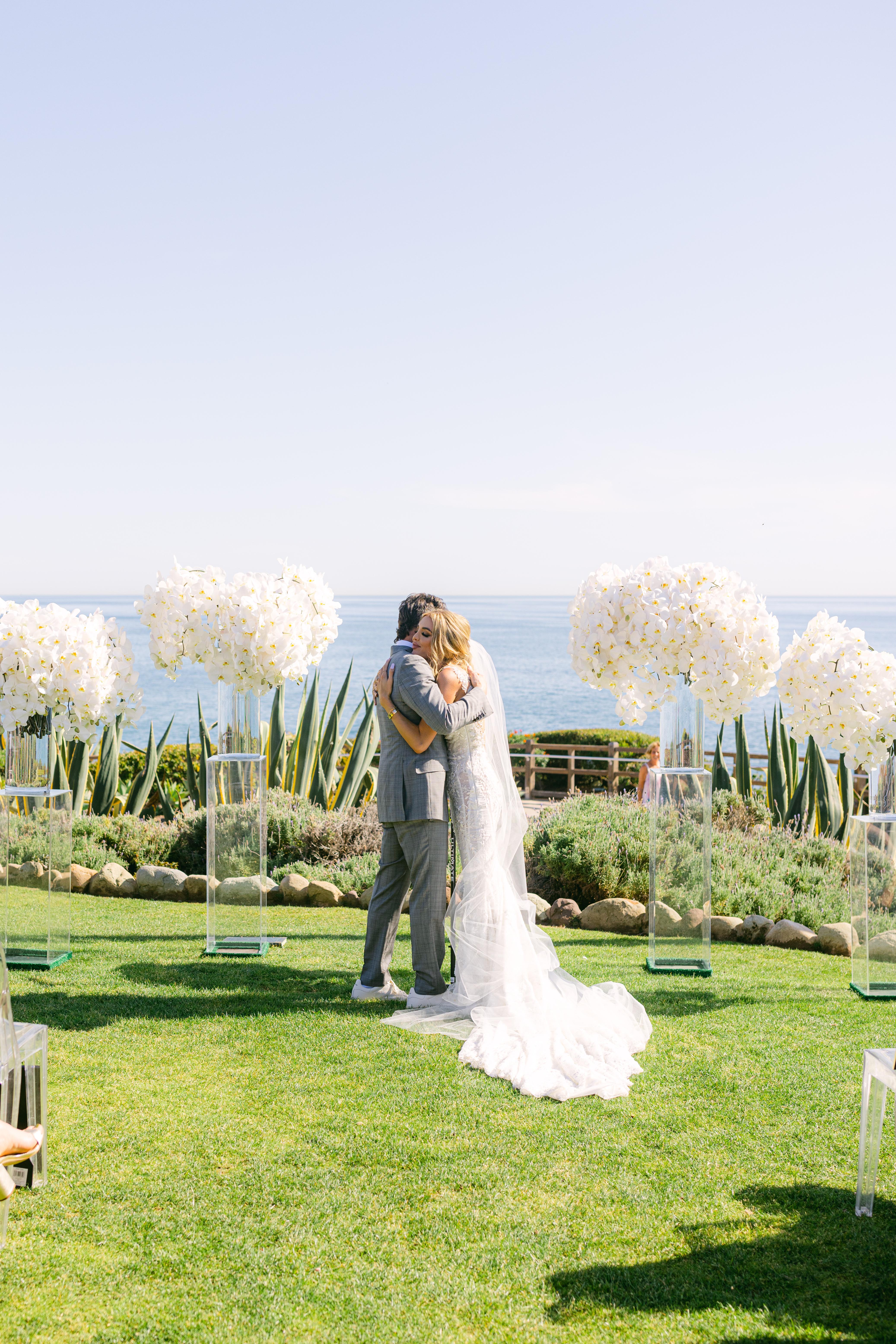 A Modern Spring Wedding at the Montage Laguna Hotel 7