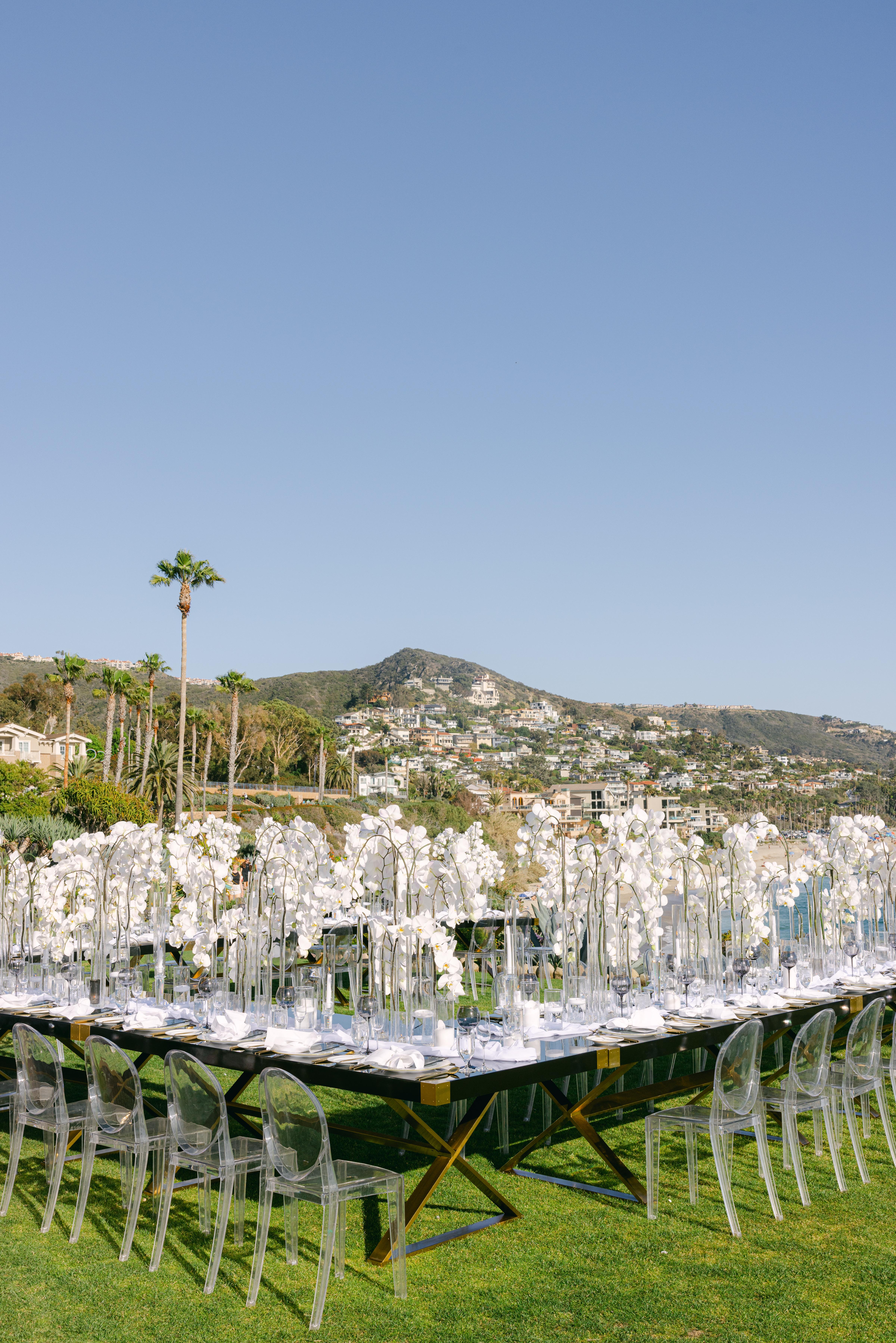 A Modern Spring Wedding at the Montage Laguna Hotel 16