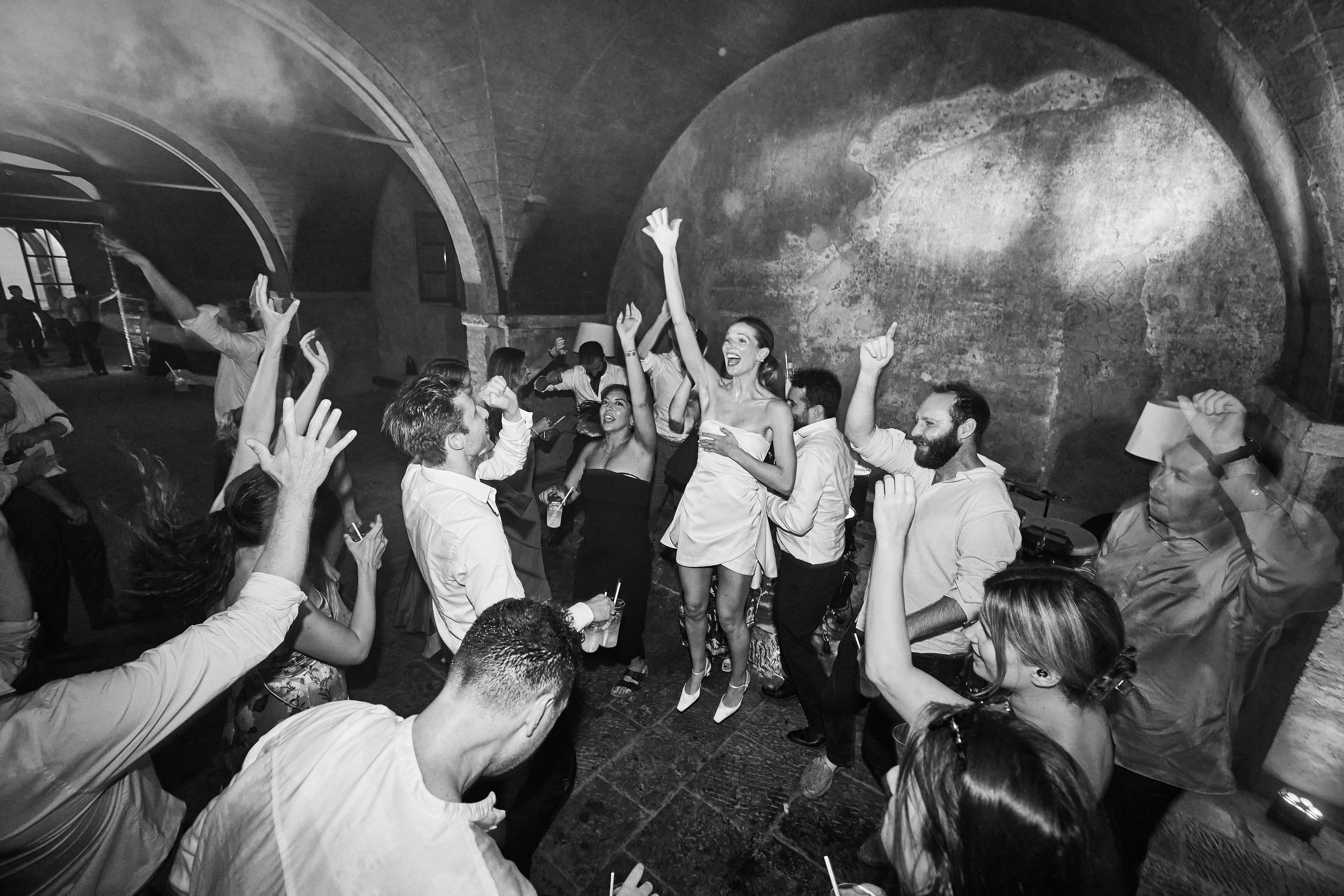 A Romantic Summer Tuscany Wedding at The Vill Catignano 12