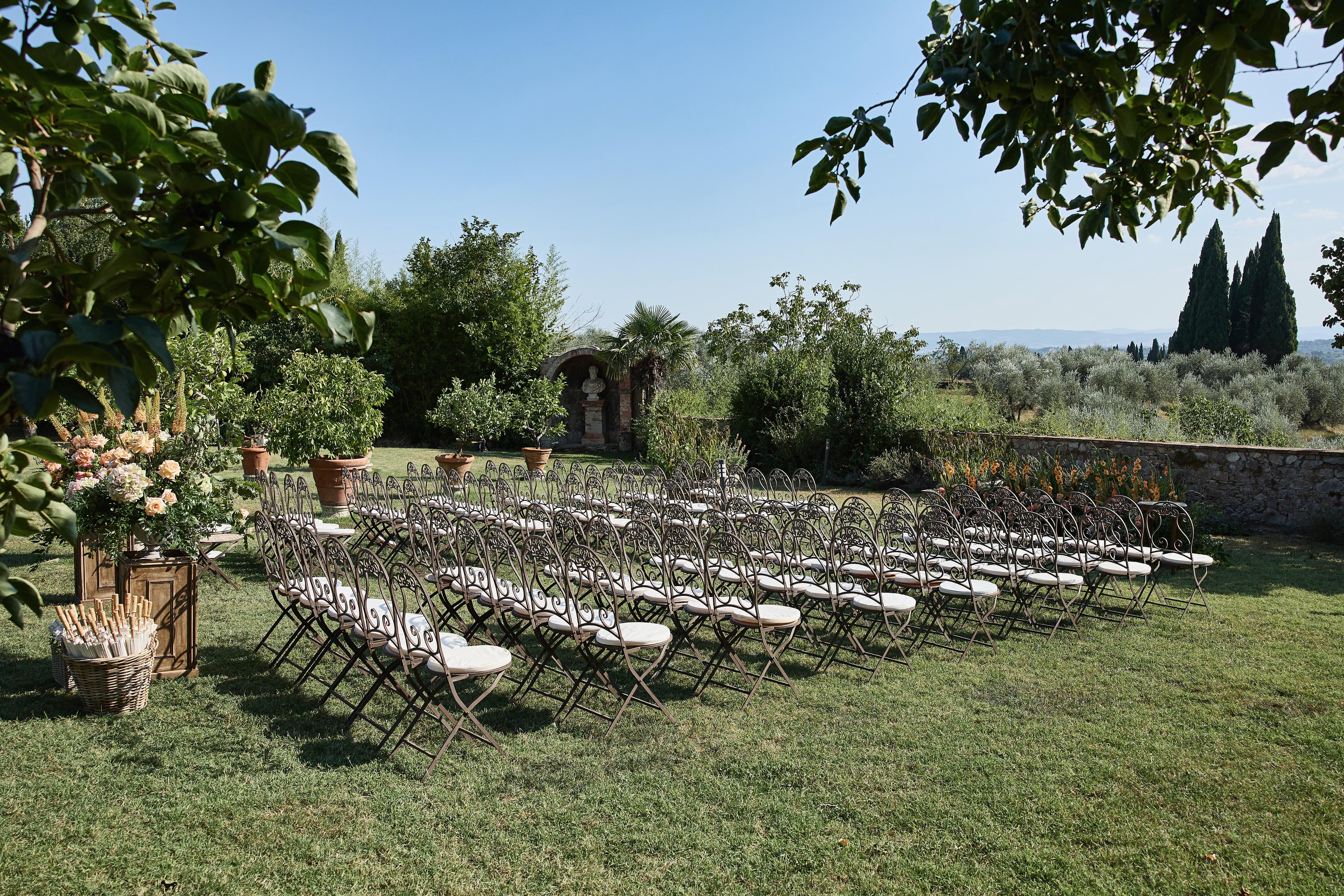 A Romantic Tuscany Wedding at Villa Catignano photo 4