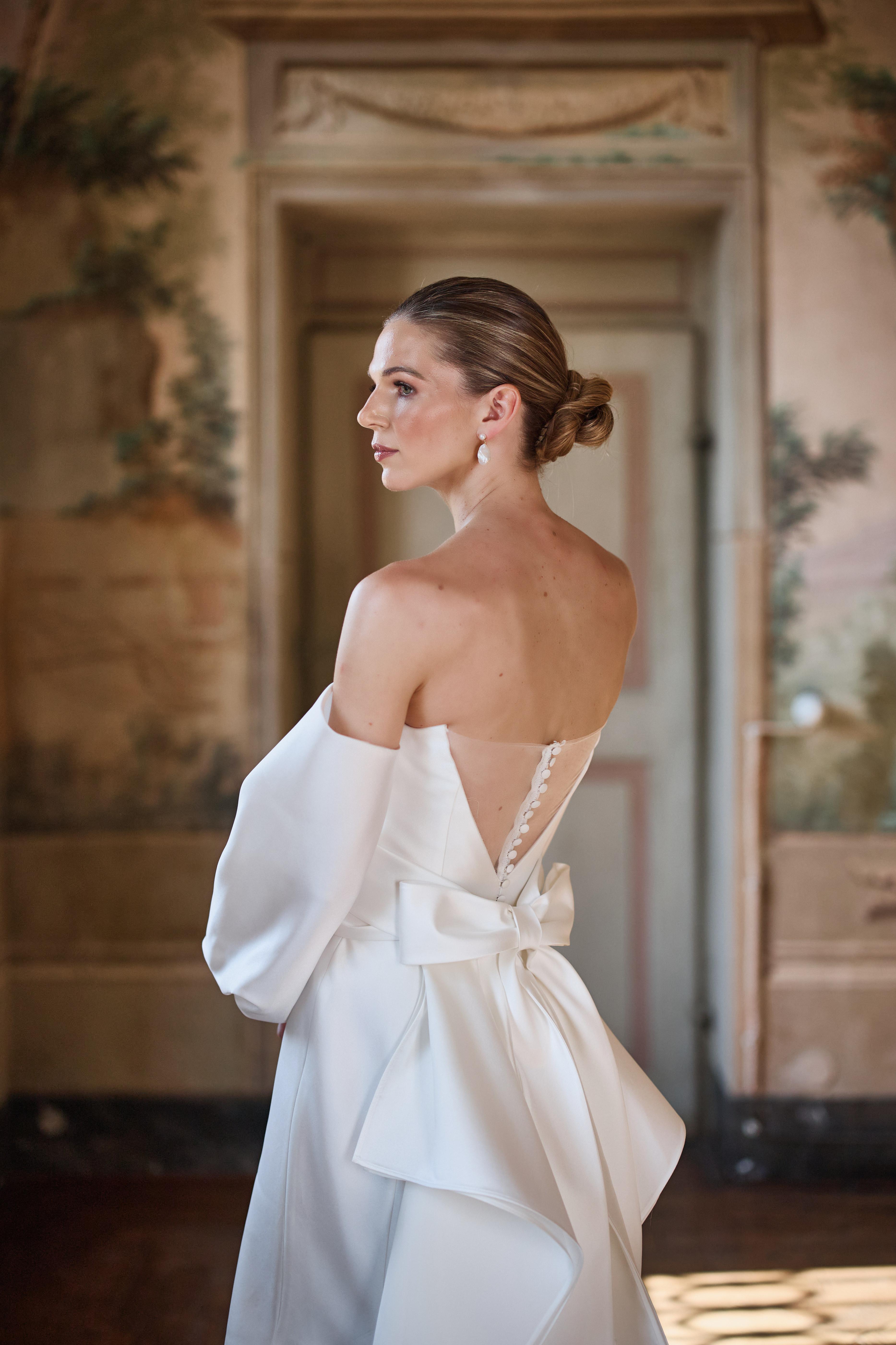 A Romantic Summer Tuscany Wedding at The Vill Catignano 3