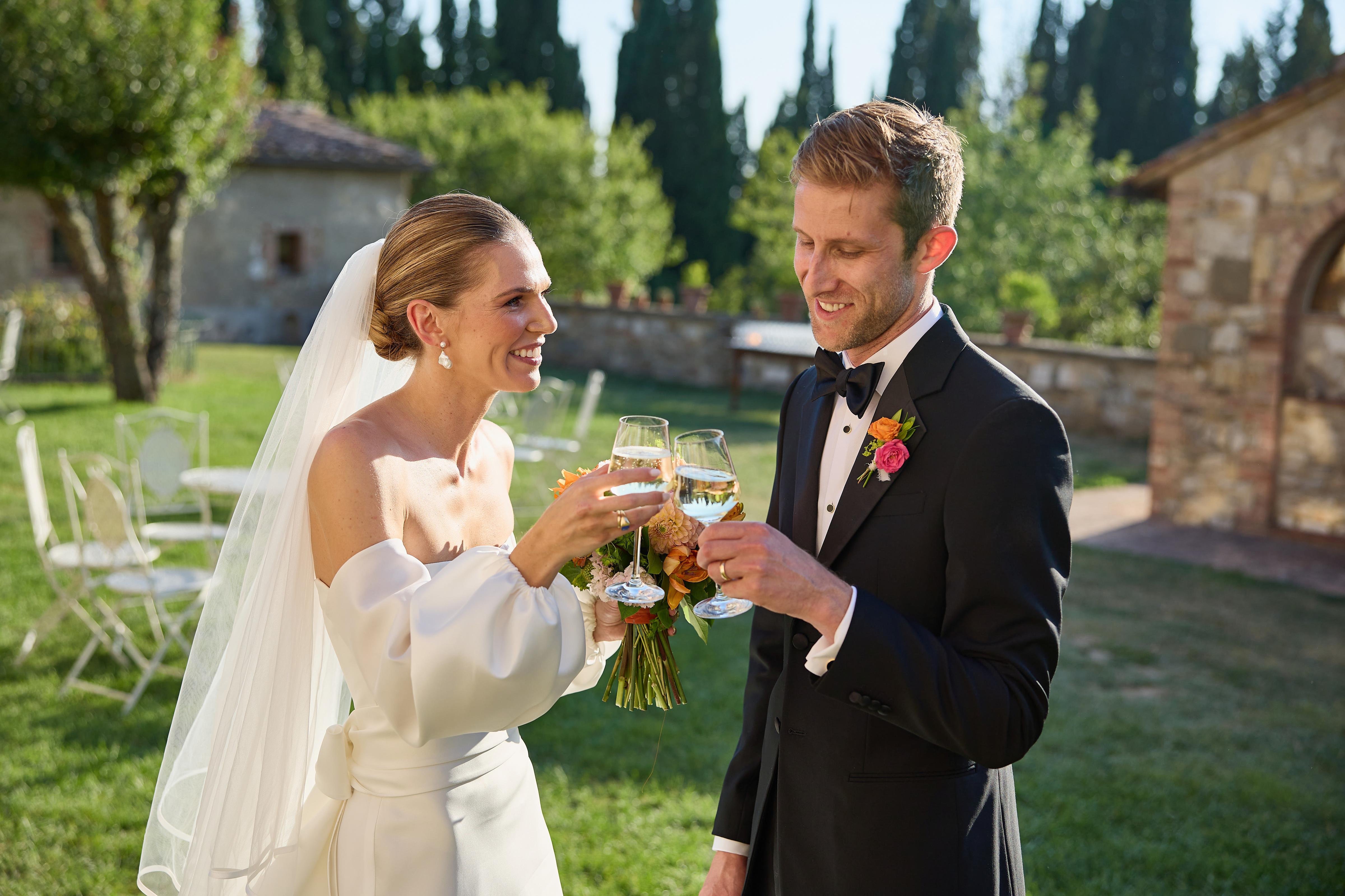 A Romantic Tuscany Wedding at The Vill Catignano 23