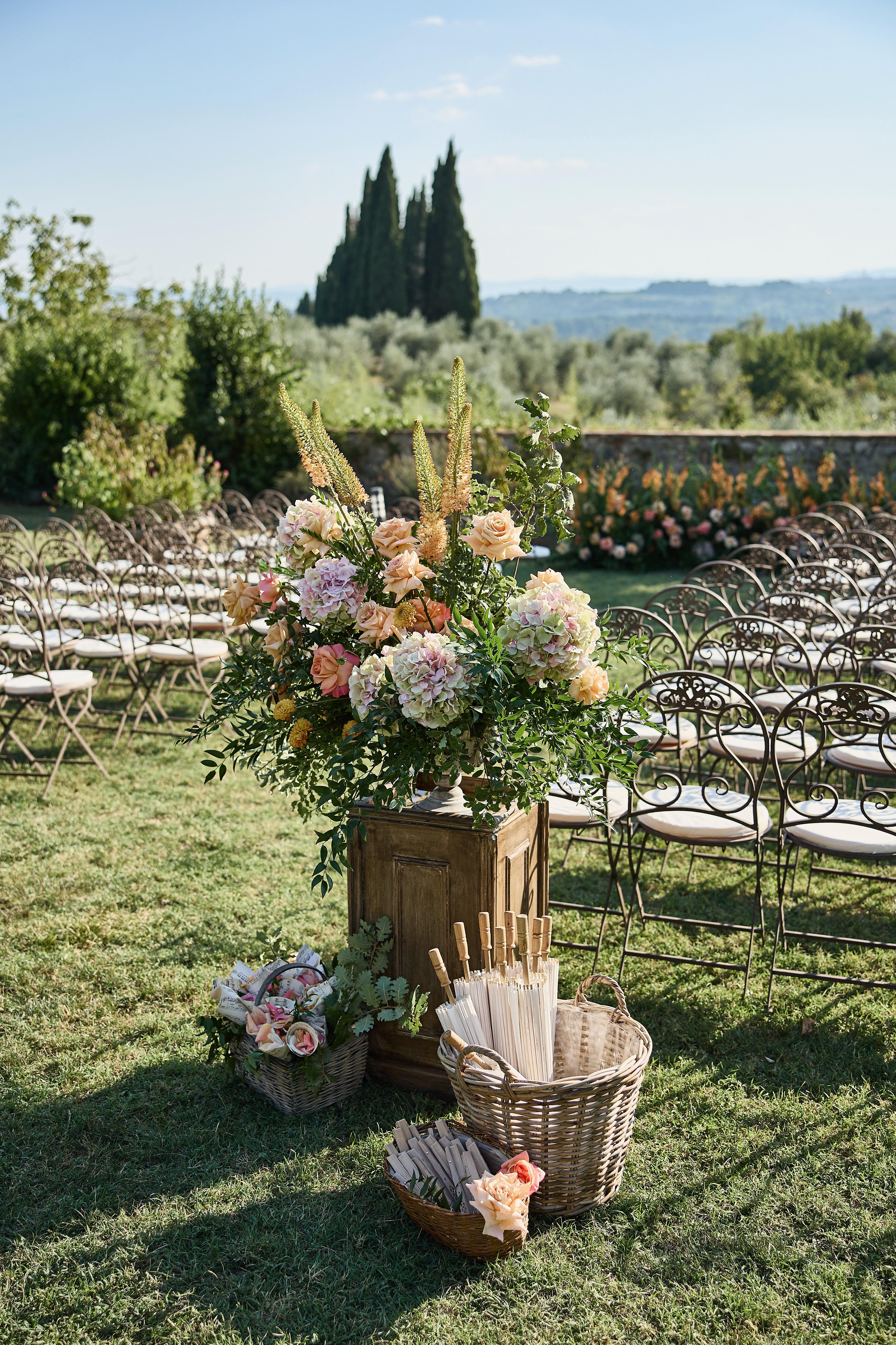 A Romantic Tuscany Wedding at Vill Catignano 62