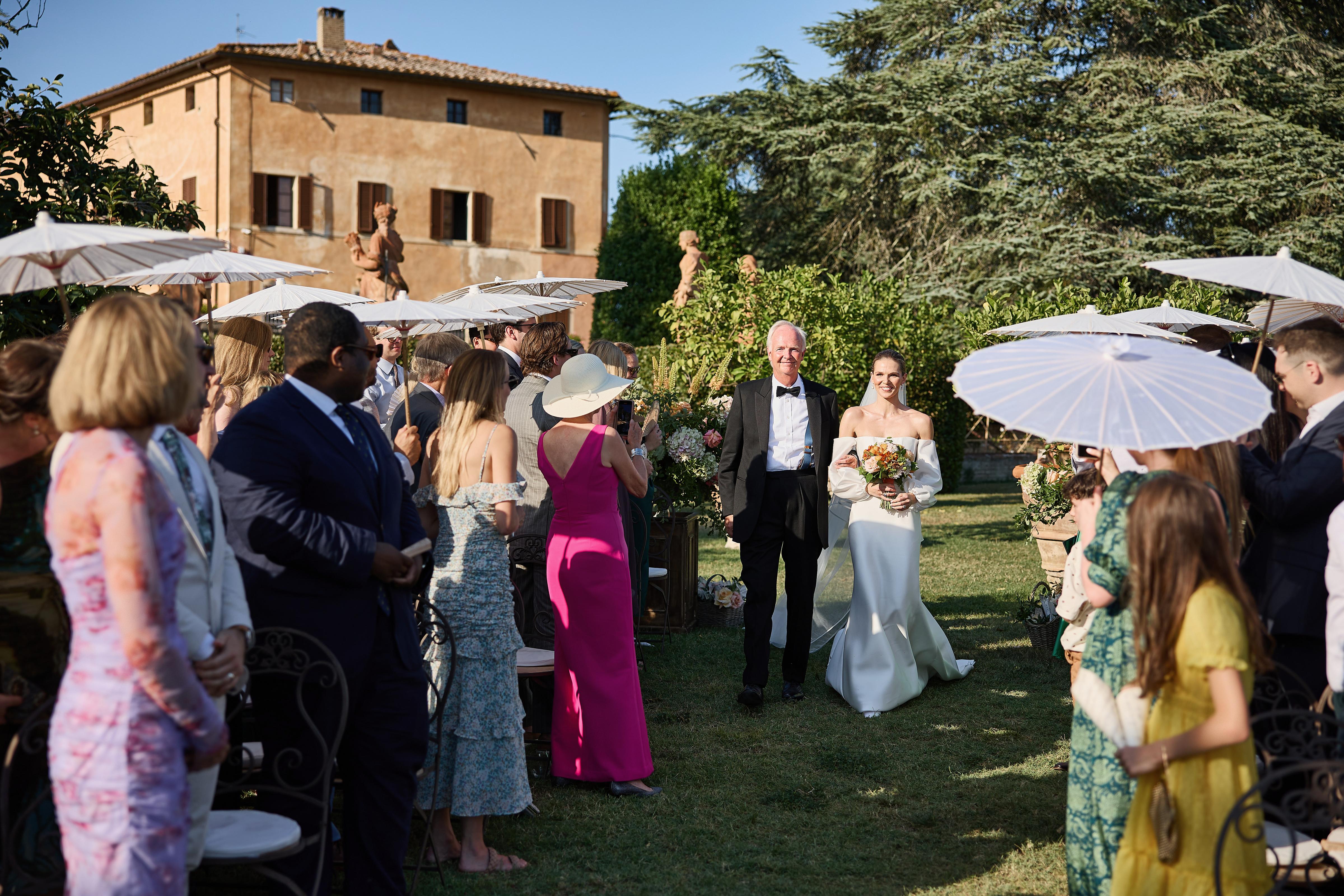 A Romantic Tuscany Wedding at Vill Catignano 44