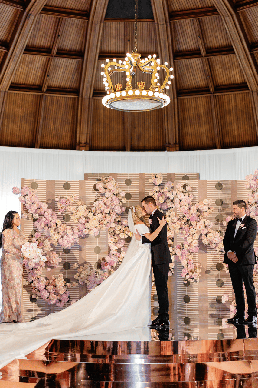 A Glamorous Summer Wedding at Hotel del Coronado
