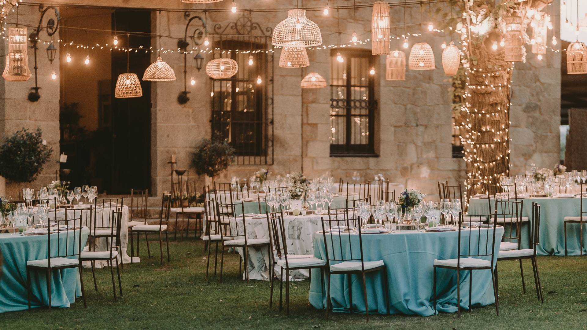 10 Things Your Wedding Planner Wants You to Prioritize in Your Wedding Design