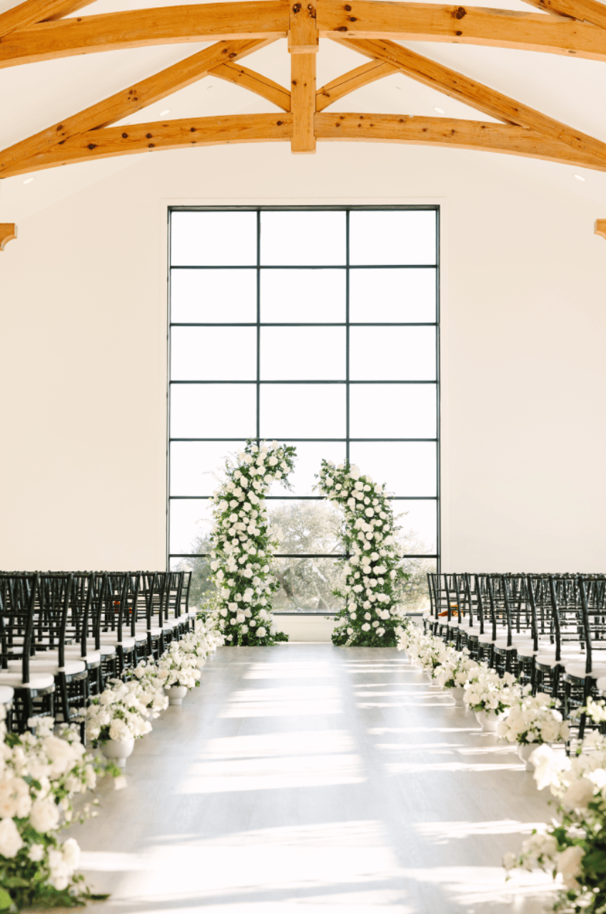 A Classic Winter Wedding at The Arlo