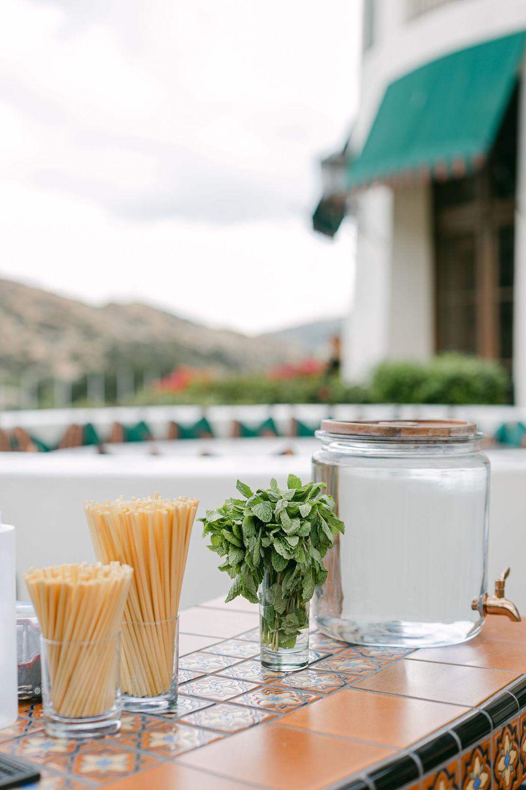 A Modern Fall Wedding at Hummingbird Nest Ranch Villa 21