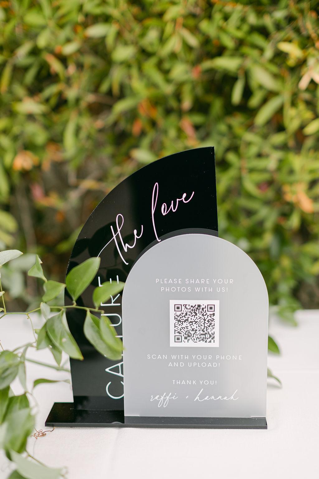 A Modern Fall Wedding at Hummingbird Nest Ranch Villa 10