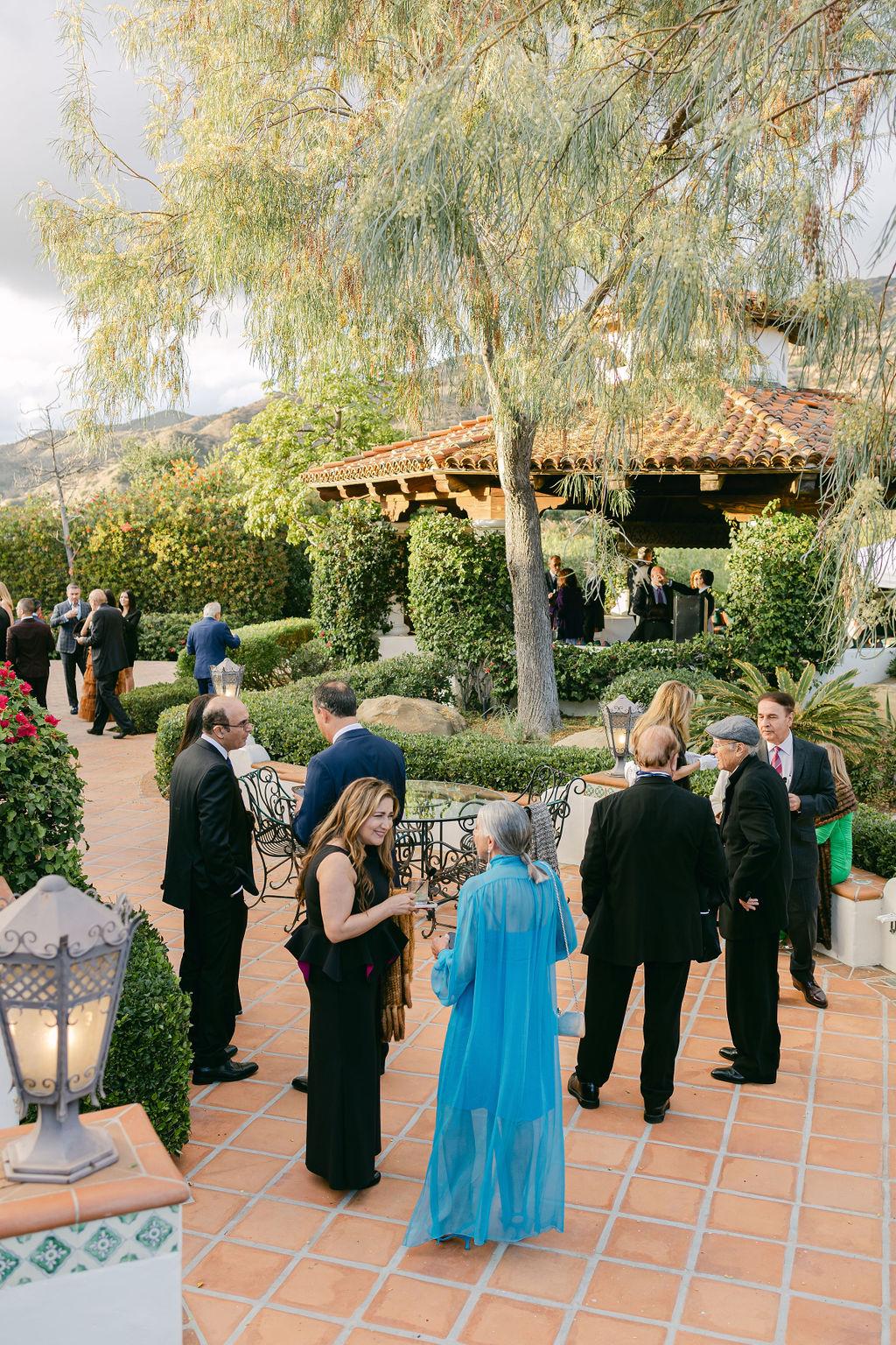 A Modern Fall Wedding at Hummingbird Nest Ranch Villa 97