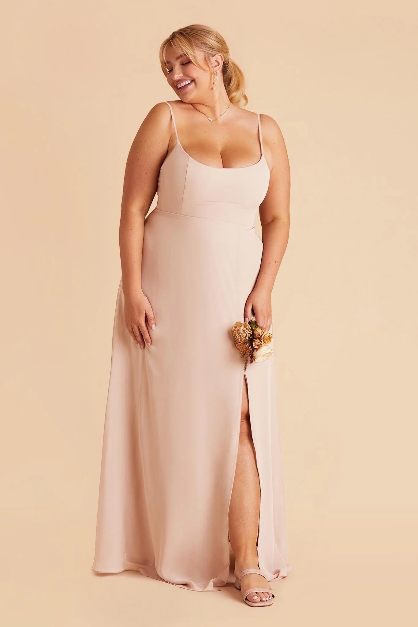 Amy Chiffon Dress in Pale Blush