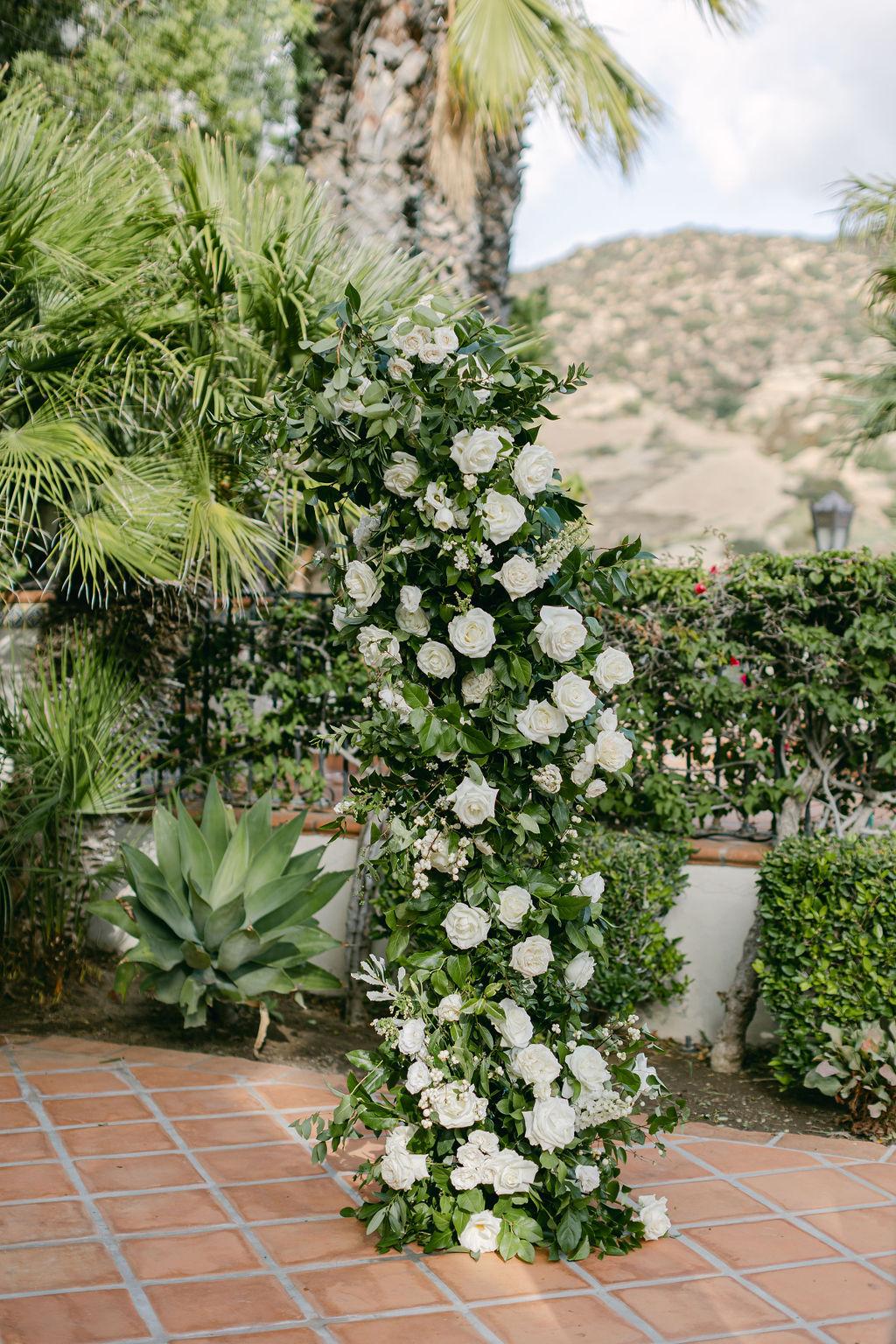 A Modern Fall Wedding at Hummingbird Nest Ranch Villa 95