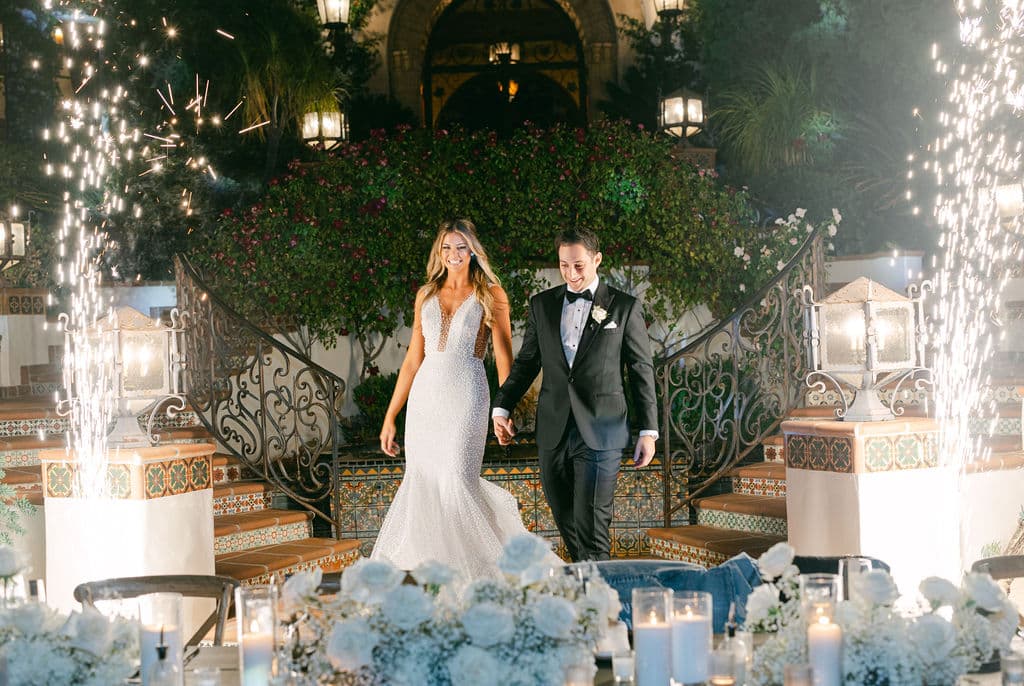 A Modern Fall Wedding at Hummingbird Nest Ranch Villa 53
