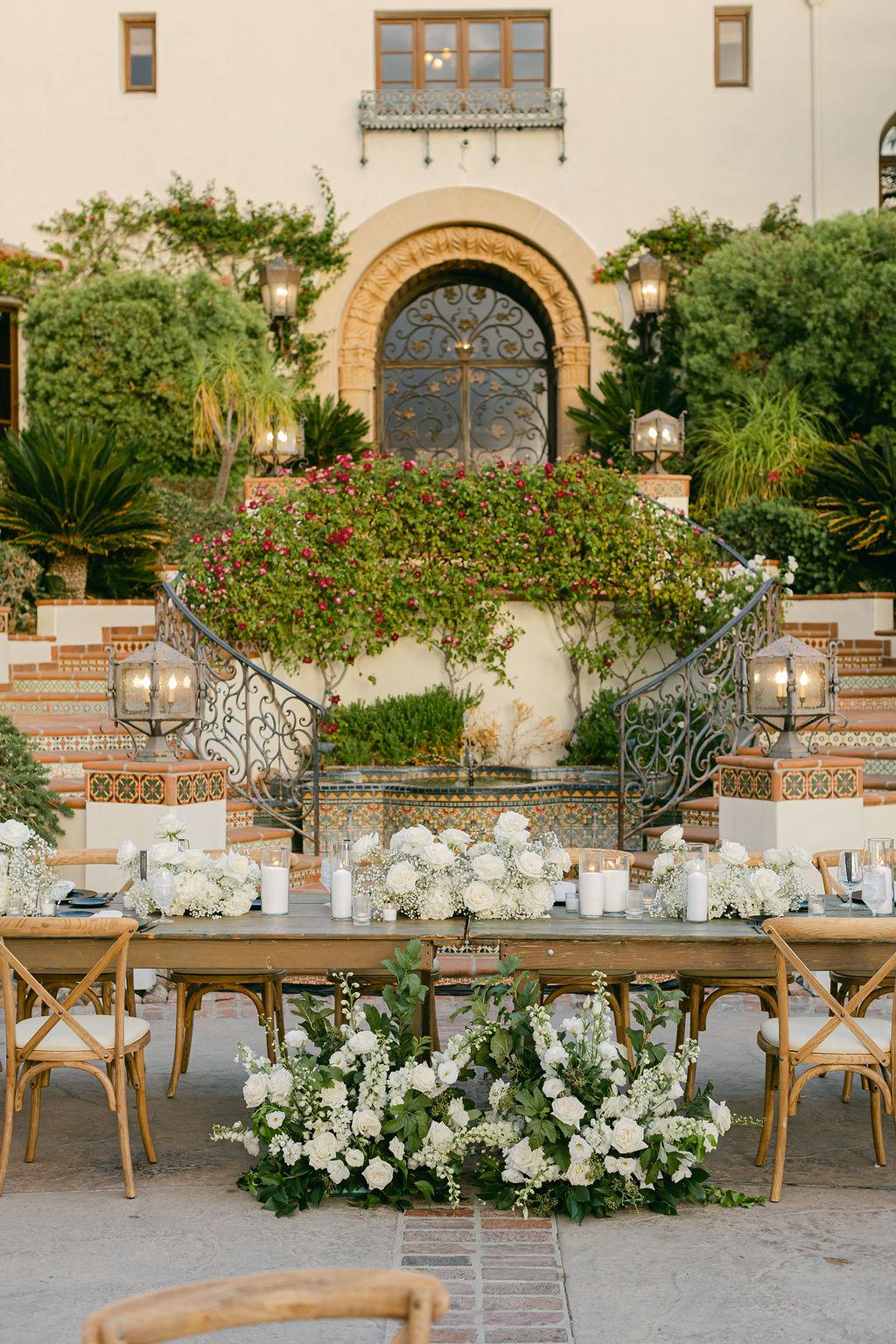 A Modern Fall Wedding at Hummingbird Nest Ranch Villa 87